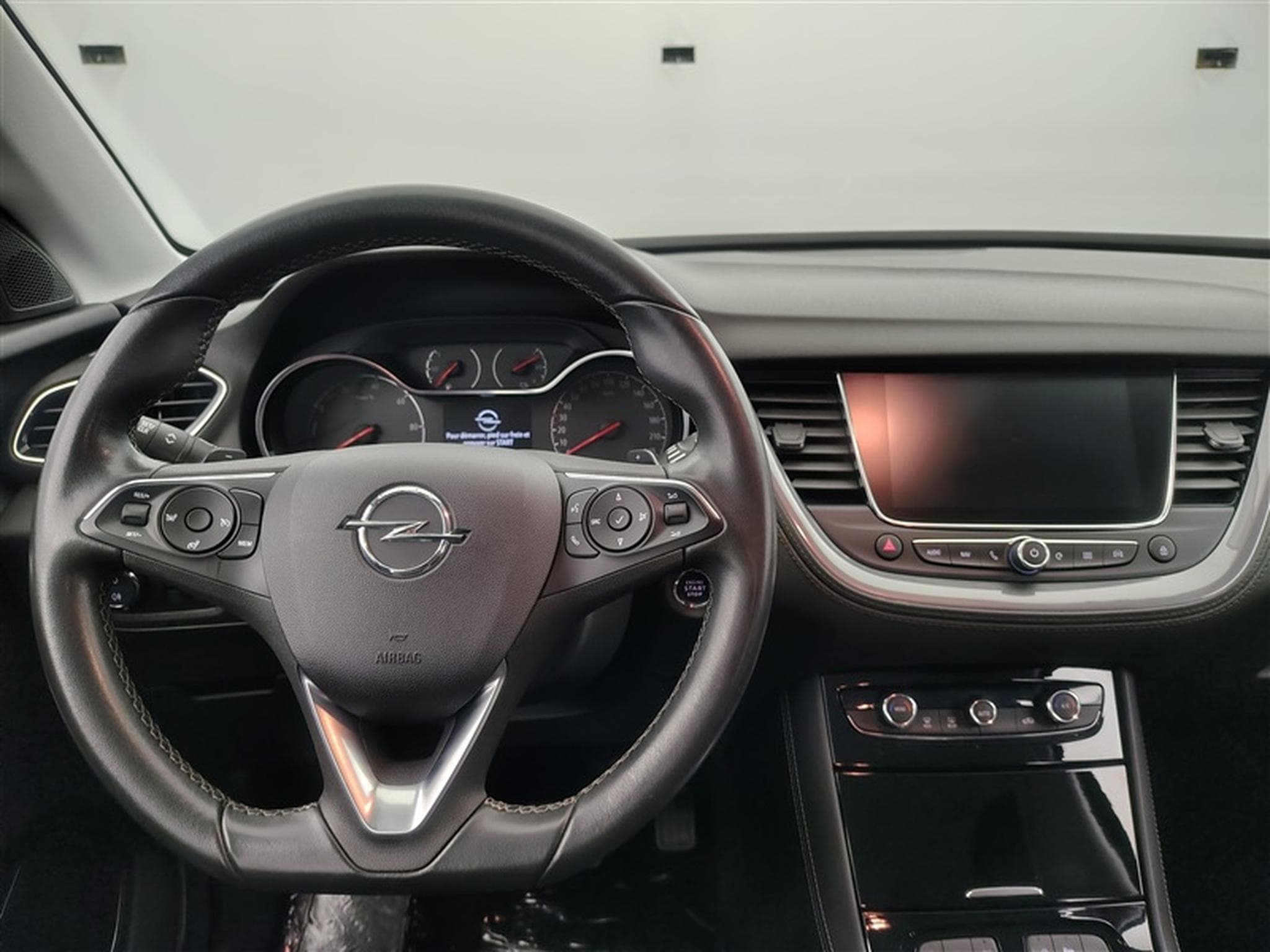 Opel Grandland PHEV 1.6 Turbo Elegance S&S (2021) - Photo 9