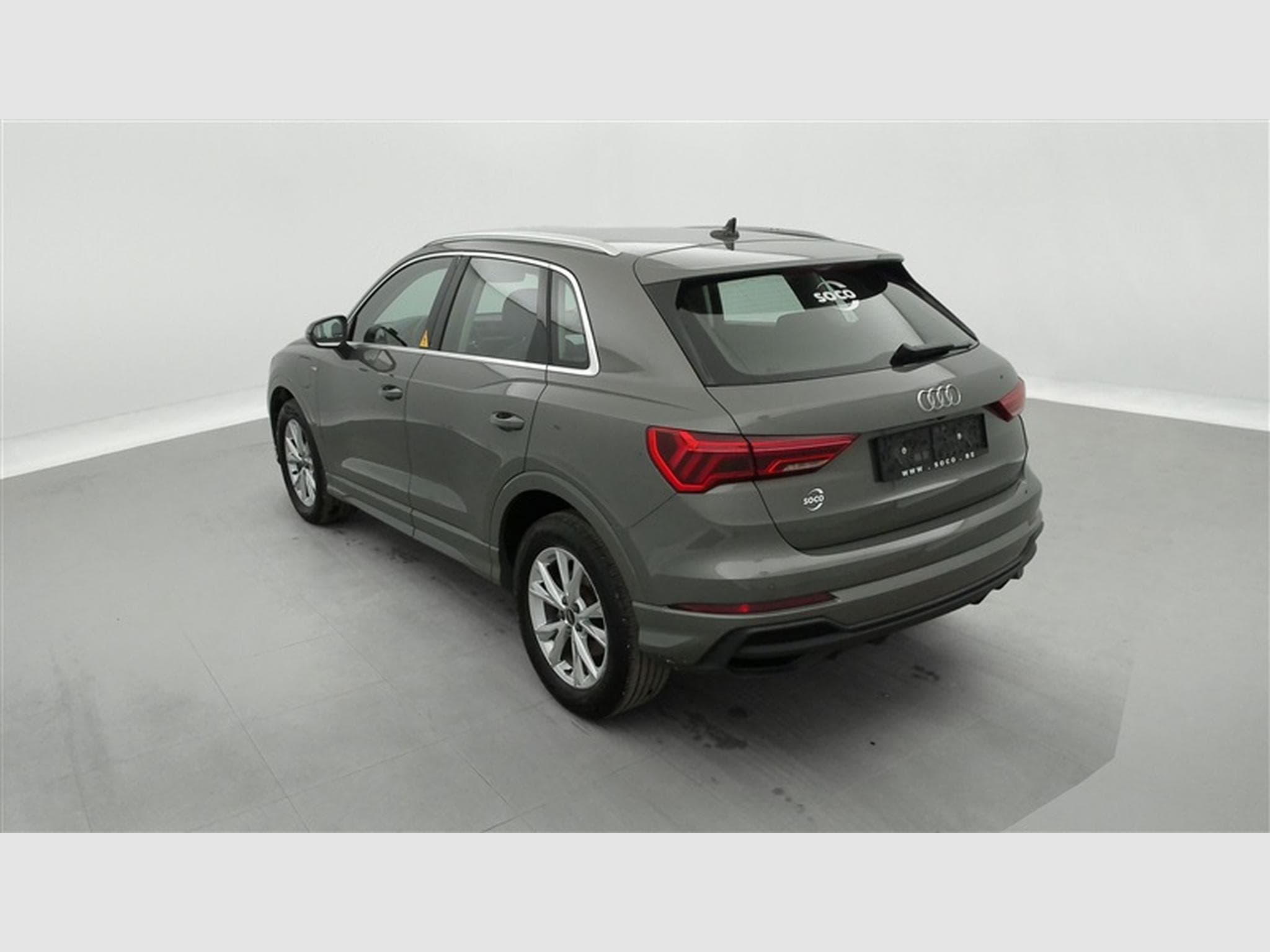 Audi Q3 45 TFSIe PHEV S-LINE S tronic *NAVI/FULL LED/CAM360/JA20* (2023) - Photo 2