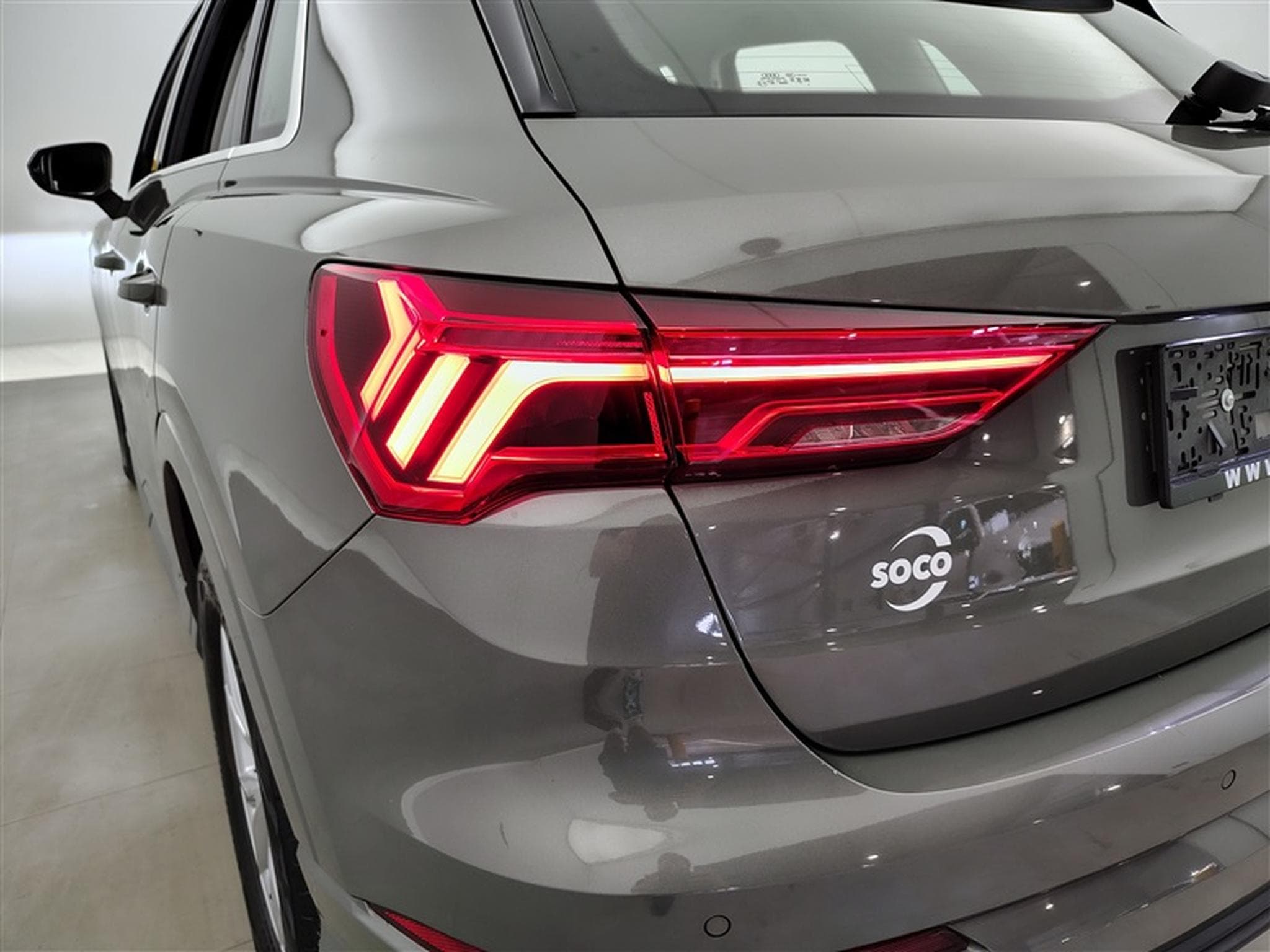 Audi Q3 45 TFSIe PHEV S-LINE S tronic *NAVI/FULL LED/CAM360/JA20* (2023) - Photo 16