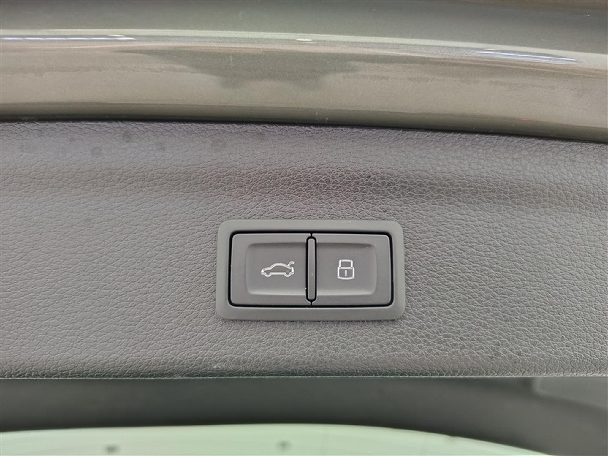 Audi Q3 45 TFSIe PHEV S-LINE S tronic *NAVI/FULL LED/CAM360/JA20* (2023) - Photo 19
