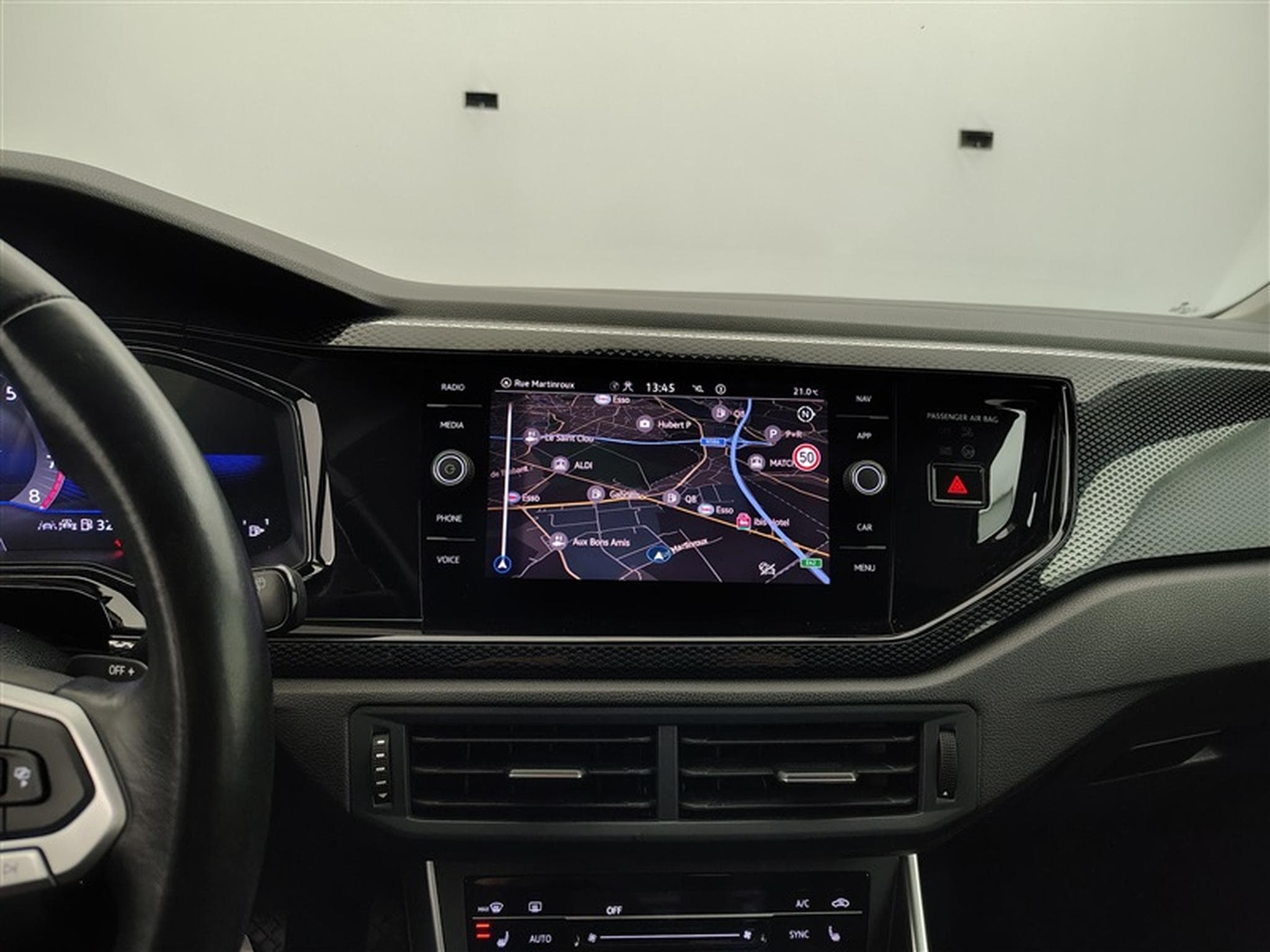 VW Polo 1.0 TSI 95Cv DSG CARPLAY / FULL LED / PDC AV-AR (2024) - Photo 11
