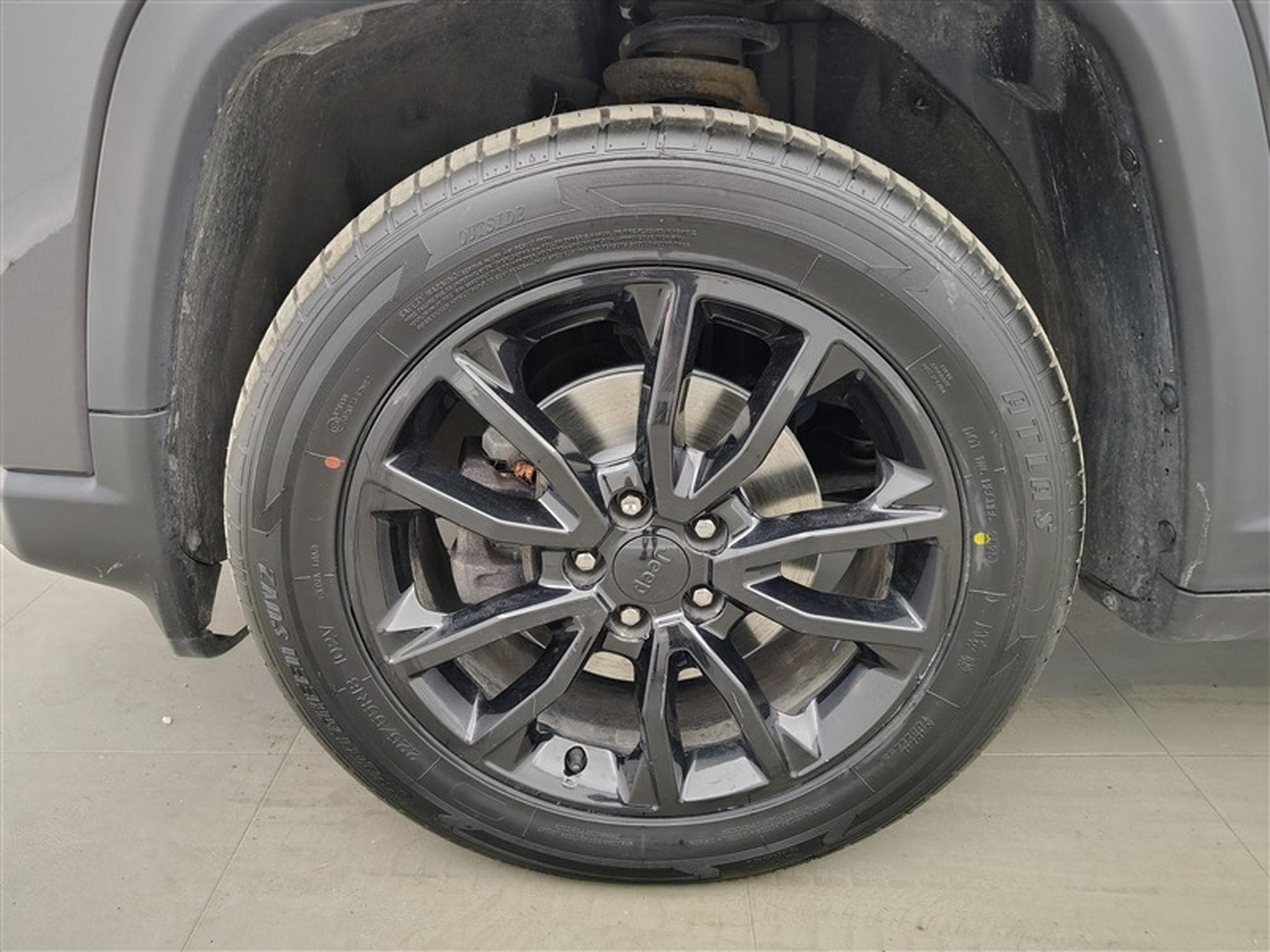 Jeep Compass 1.3 Turbo 150cv DCT Night Eagle NAVI / FULL LED / CAMERA (2021) - Photo 6