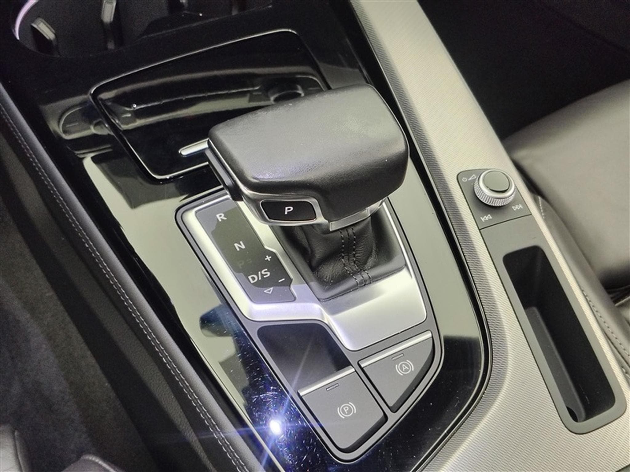 Audi A5 Sportback 30 TDi Advanced S tr.CUIR/NAVI/TO PANO/FULL LED (2021) - Photo 12