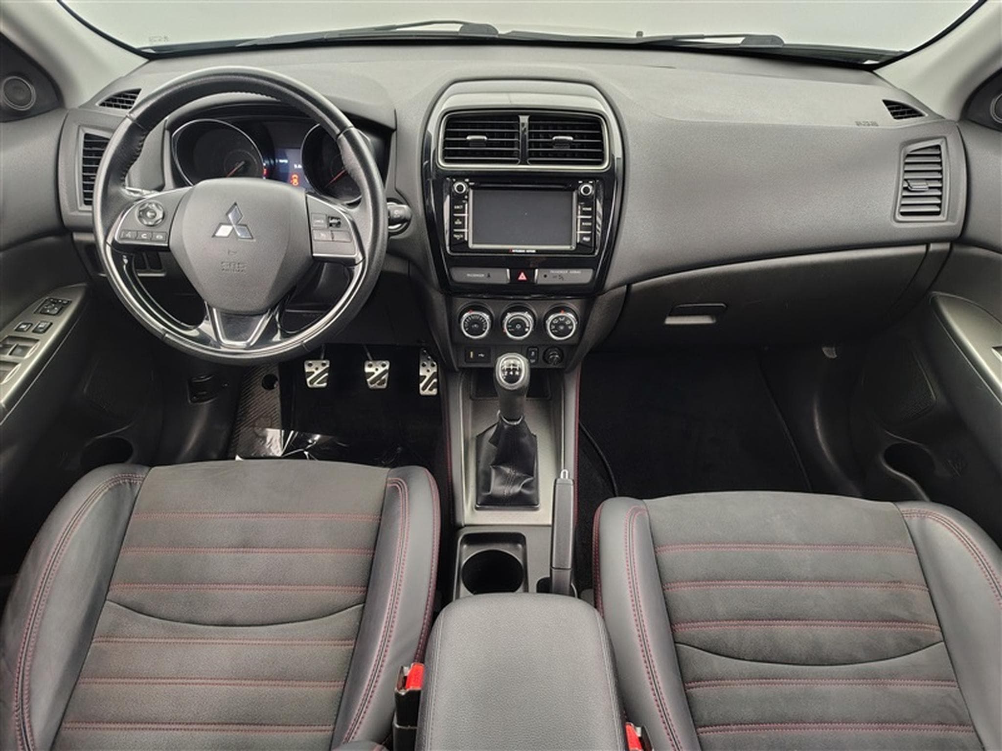 Mitsubishi ASX 1.6i 2WD Intense (EU6d-TEMP) (2019) - Photo 8