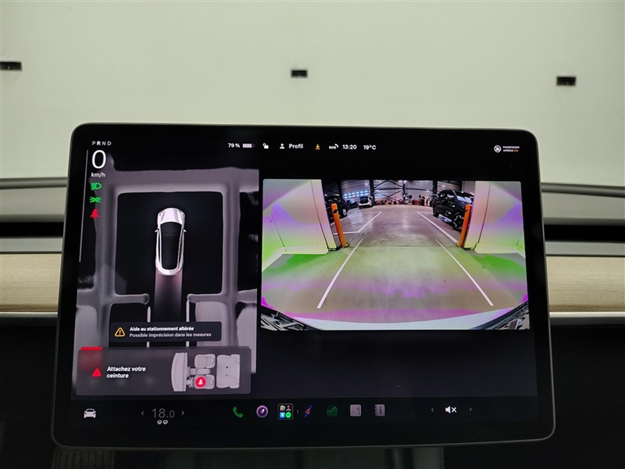 Tesla Model 3 60 kWh Standard Plus CUIR/NAVI/PANO/FULL LED/CAMERA (2023) - Photo 18