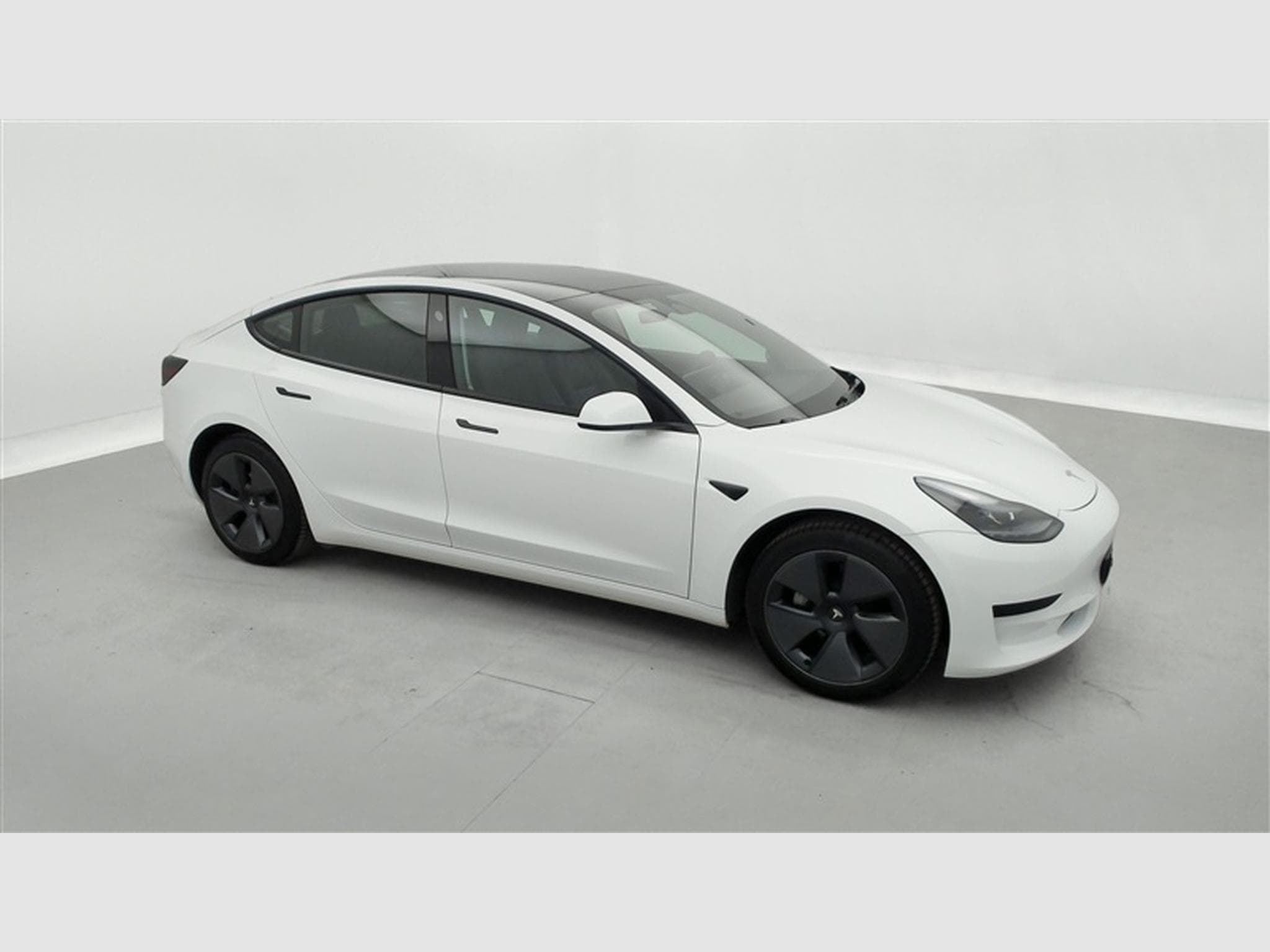 Tesla Model 3 60 kWh Standard Plus CUIR/NAVI/PANO/FULL LED/CAMERA (2023) - Photo 25