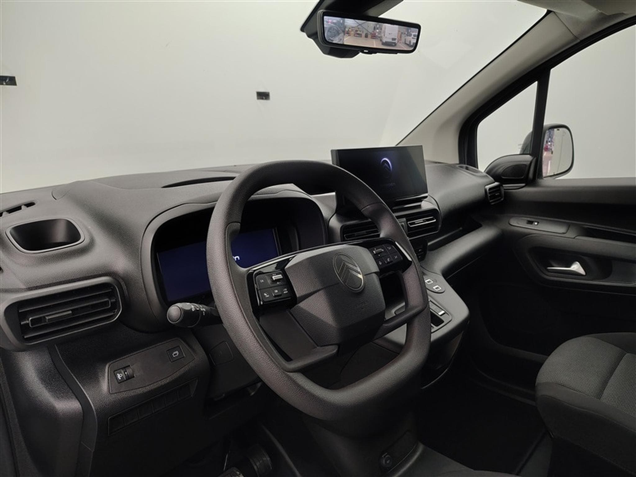 Citroen Berlingo 1.5 BlueHDi XL Heavy EAT8 NAVI / FULL LED (2025) - Photo 8