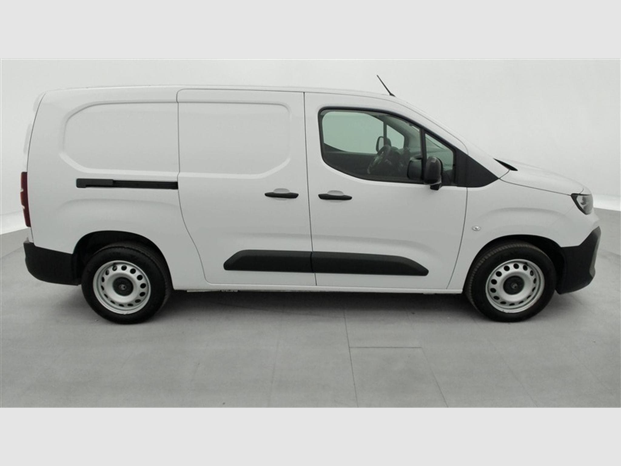 Citroen Berlingo 1.5 BlueHDi XL Heavy EAT8 NAVI / FULL LED (2025) - Photo 23