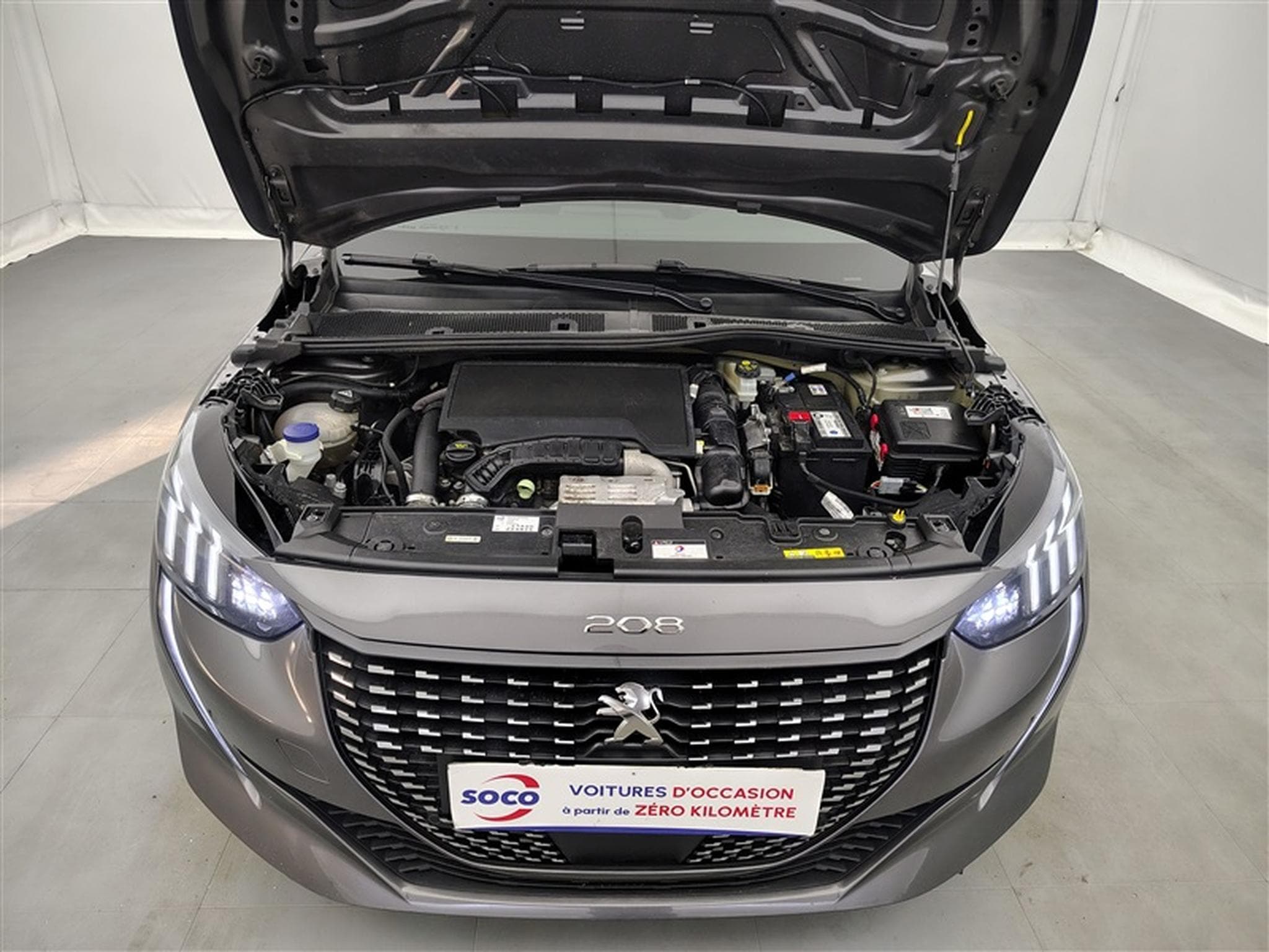 Peugeot 208 1.2i  130 CV GT AUTO/S-CUIR/NAVI/FULL LED/JA17 (2023) - Photo 18