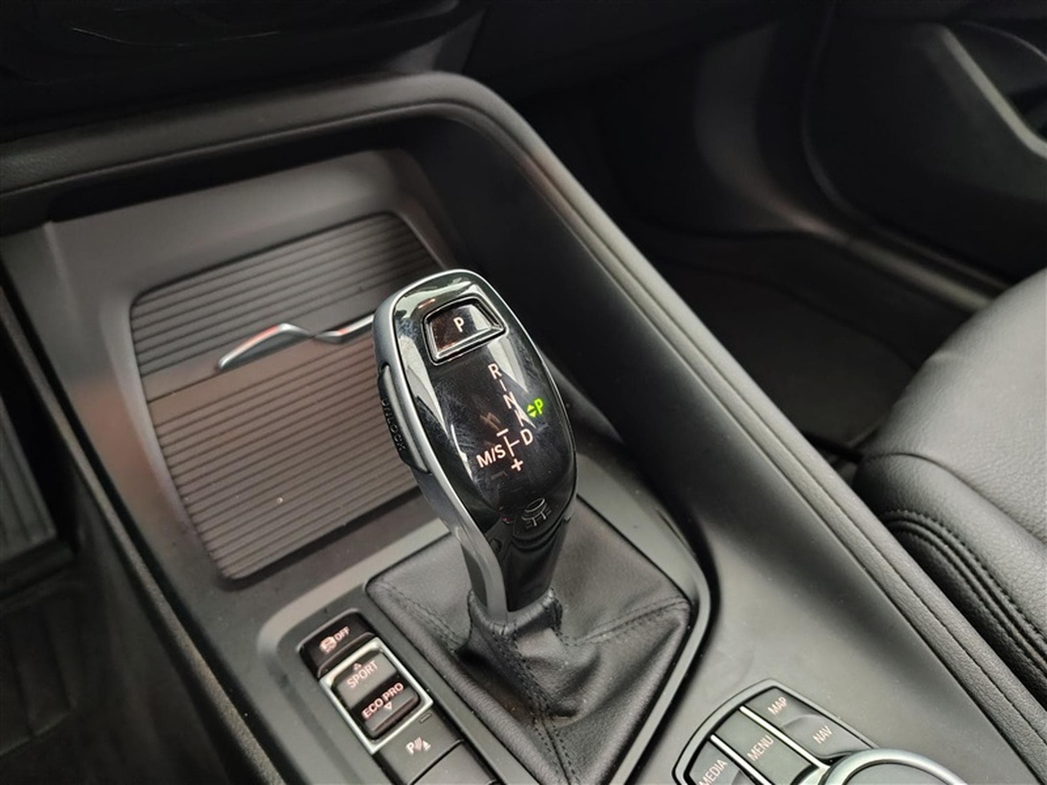 BMW X1 1.5 dA sDrive16 NAVI / CUIR (2022) - Photo 12