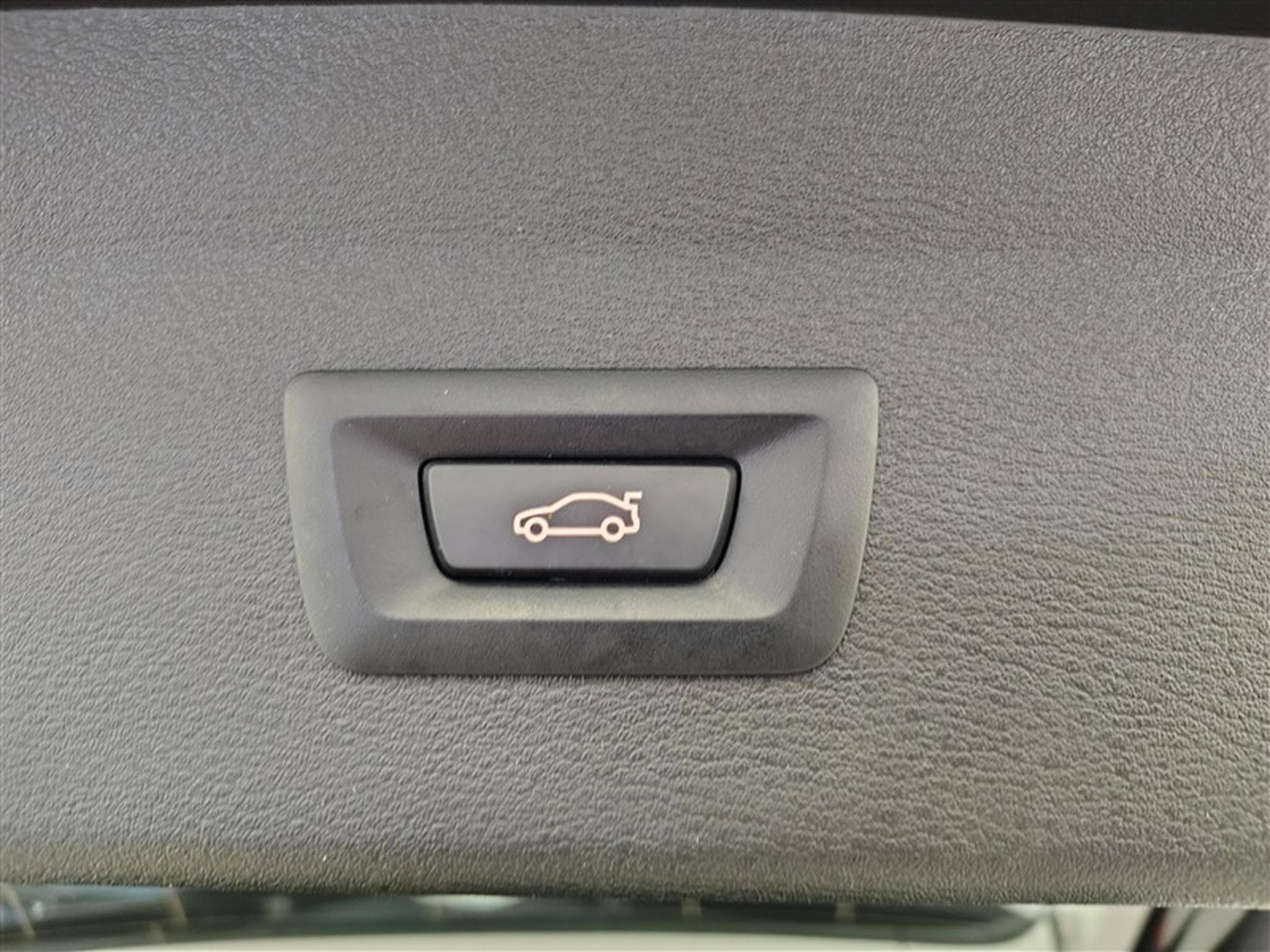 BMW X1 1.5 dA sDrive16 NAVI / CUIR (2022) - Photo 19