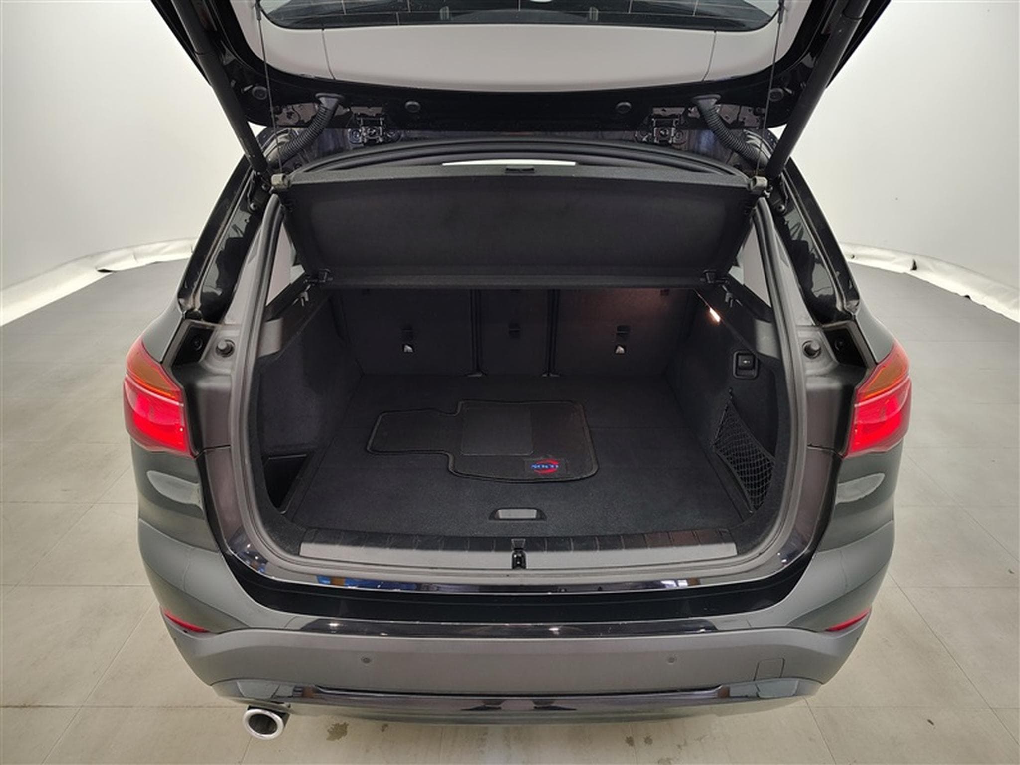 BMW X1 1.5 dA sDrive16 NAVI / CUIR (2022) - Photo 14