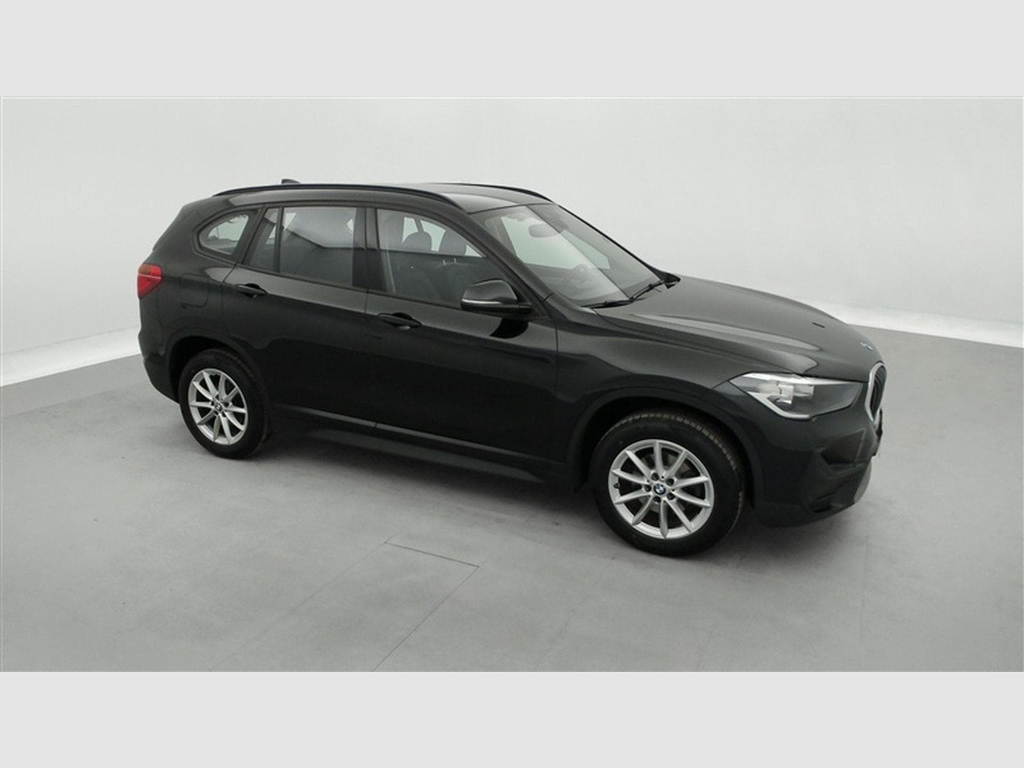 BMW X1 1.5 dA sDrive16 NAVI / CUIR (2022) - Photo 23