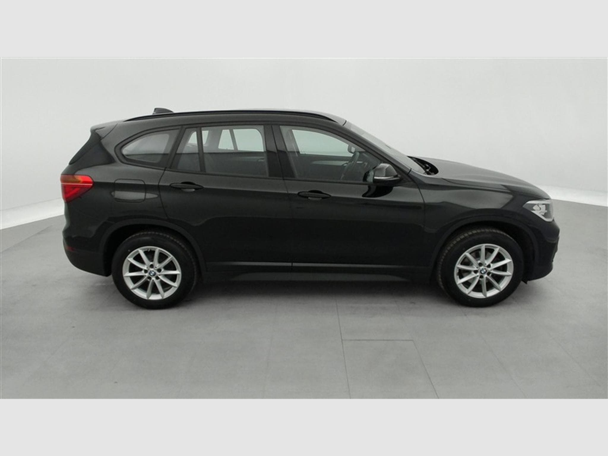 BMW X1 1.5 dA sDrive16 NAVI / CUIR (2022) - Photo 24