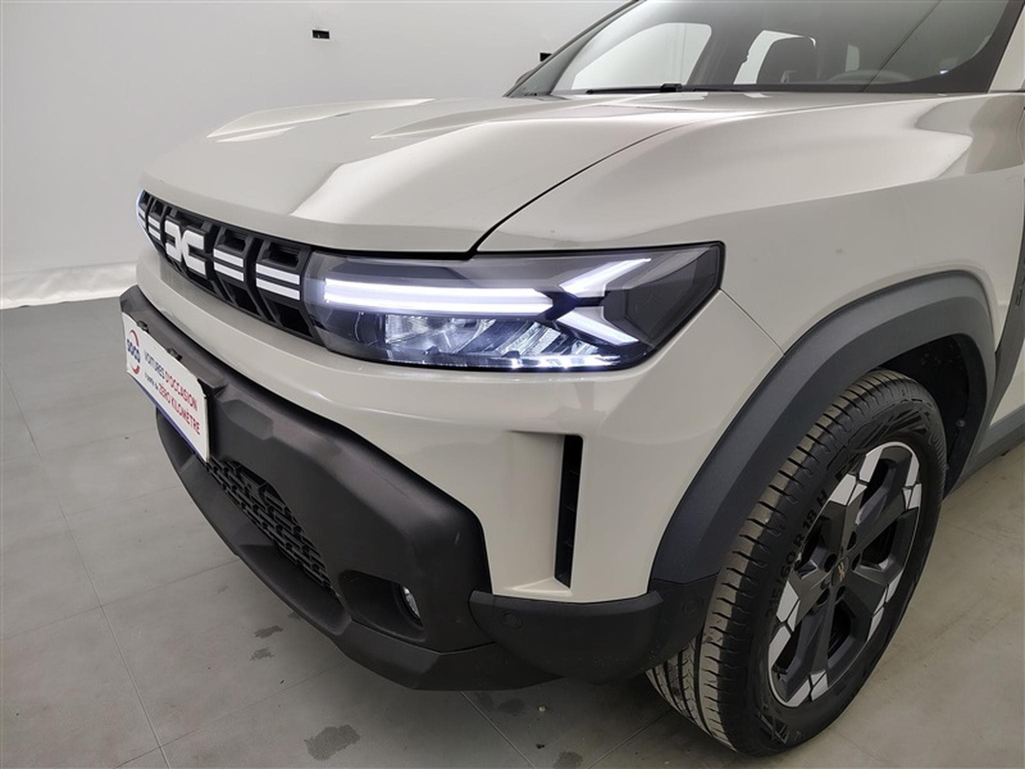 Dacia Duster Hybrid 1.6 Extreme *NAVI/FULL LED/CAM/PDC/JA* (2024) - Photo 15