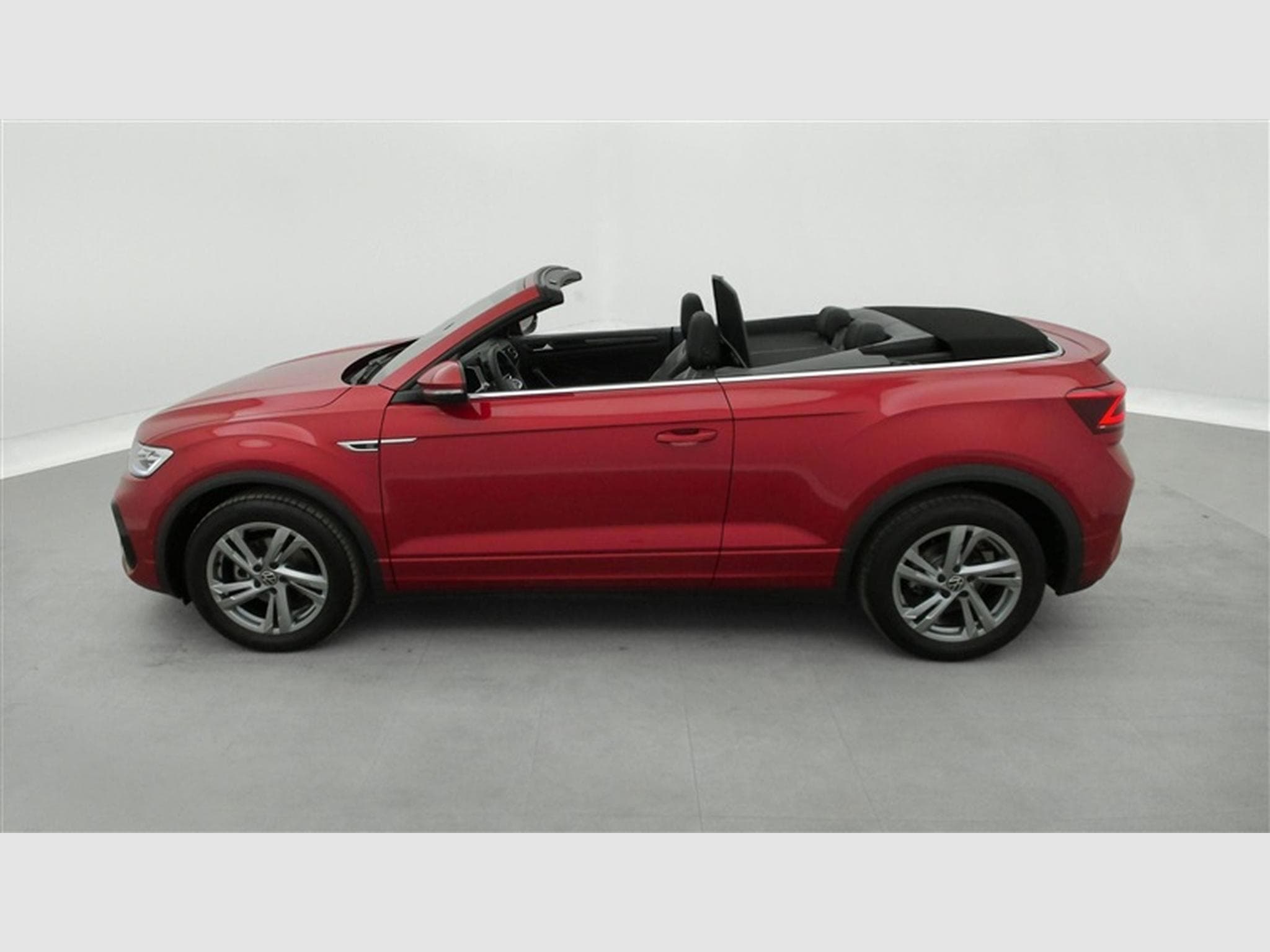VW T-Roc Cabriolet 1.5 TSI R-Line Business DSG (2025) - Photo 2