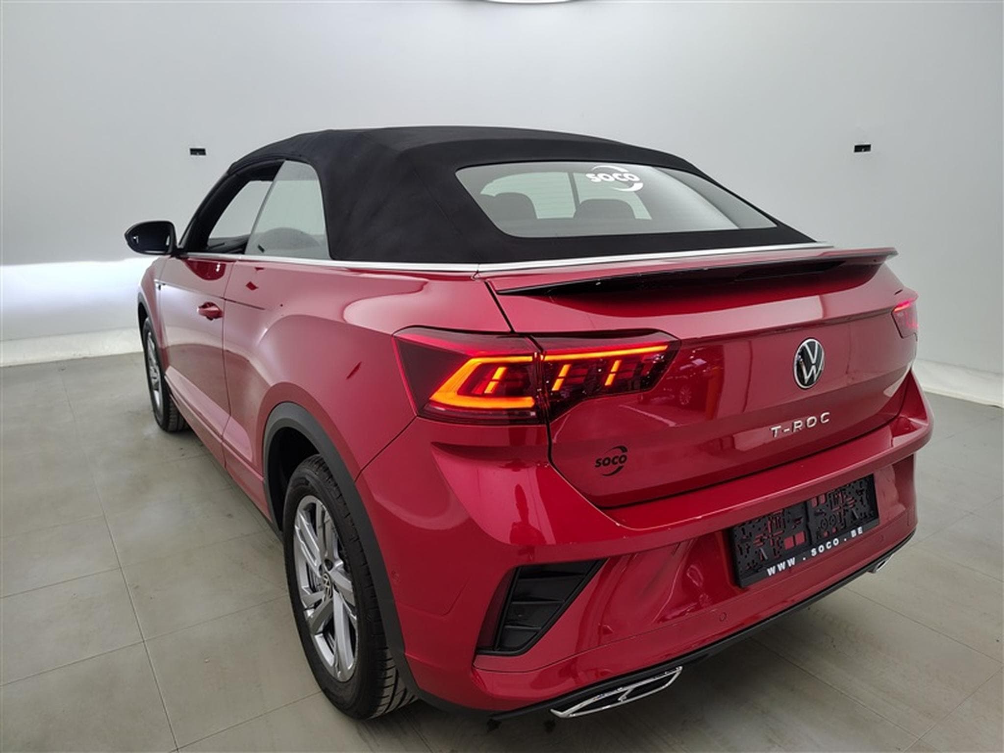 VW T-Roc Cabriolet 1.5 TSI R-Line Business DSG (2025) - Photo 18