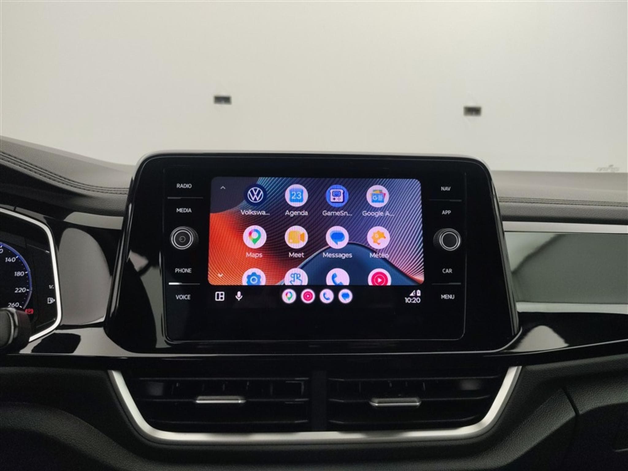 VW T-Roc Cabriolet 1.5 TSI R-Line Business DSG (2025) - Photo 20