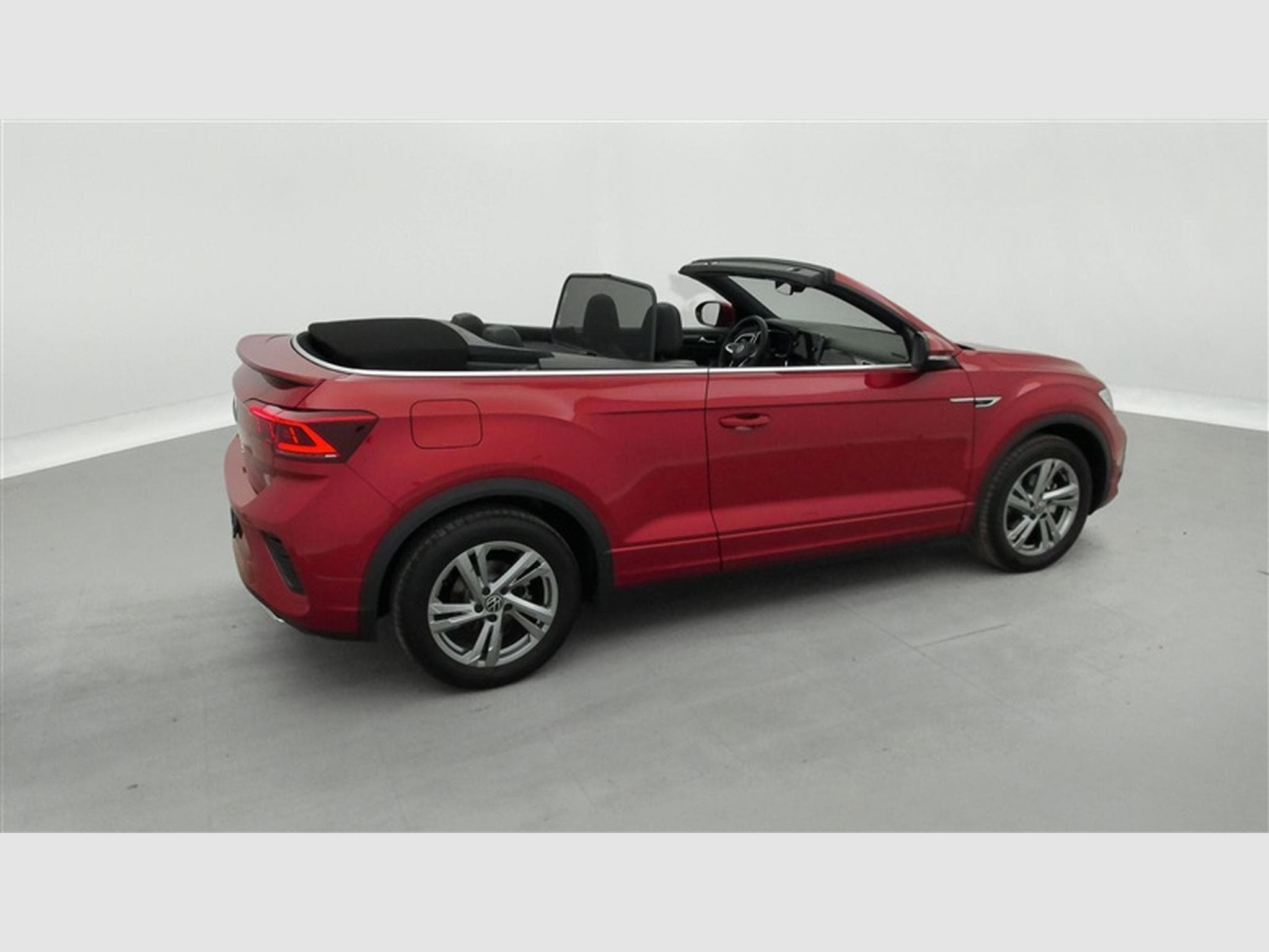 VW T-Roc Cabriolet 1.5 TSI R-Line Business DSG (2025) - Photo 25