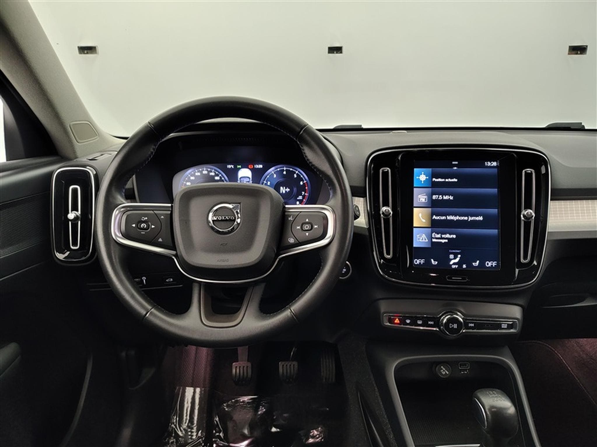 Volvo XC40 1.5 T2 Momentum Pro (2021) - Photo 9