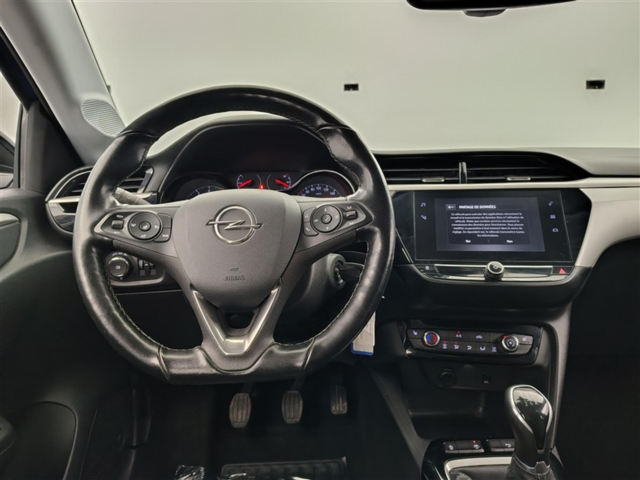 Opel Corsa 1.2i Elegance NAVI/CAM/CARPLAY (2020) - Photo 9