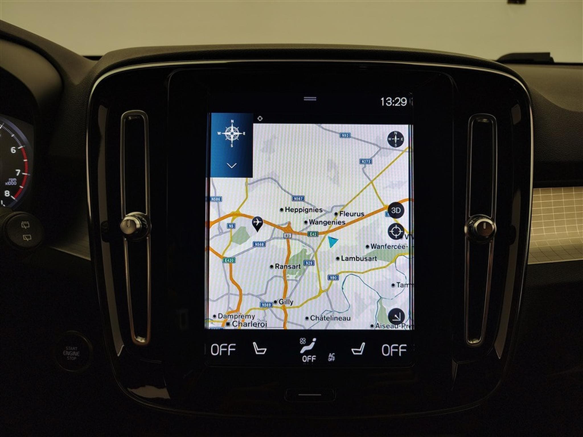 Volvo XC40 1.5 T2 Momentum Pro (2021) - Photo 11
