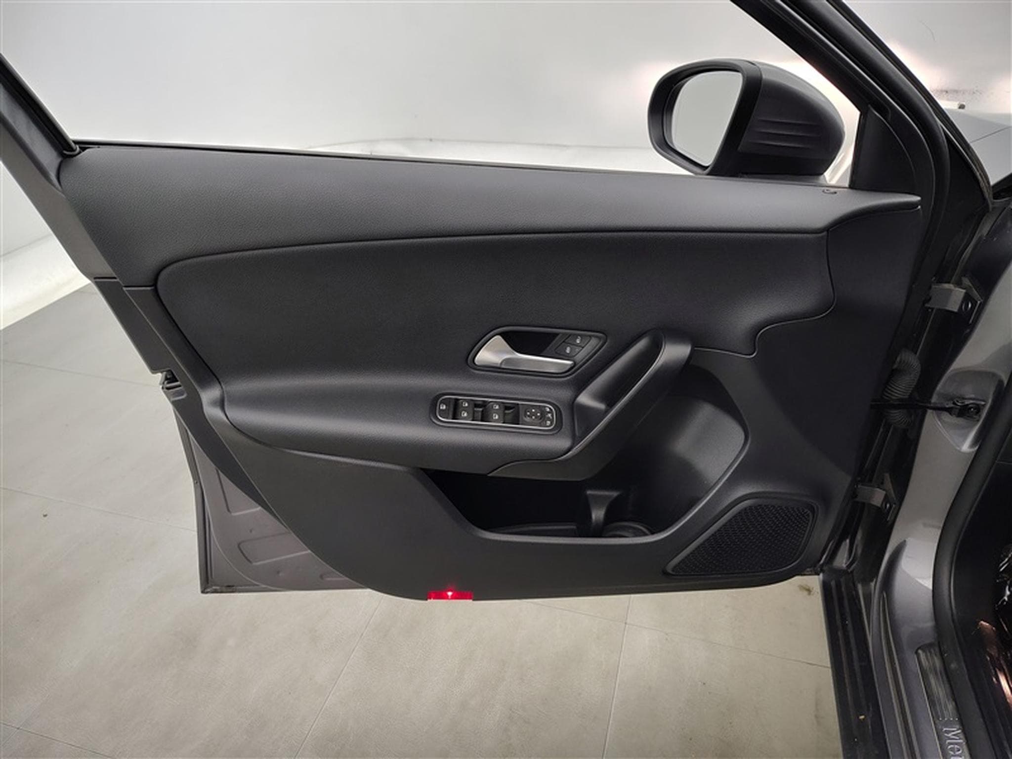 Mercedes A 160 A 160  Navi / PDC+Caméra (2022) - Photo 17