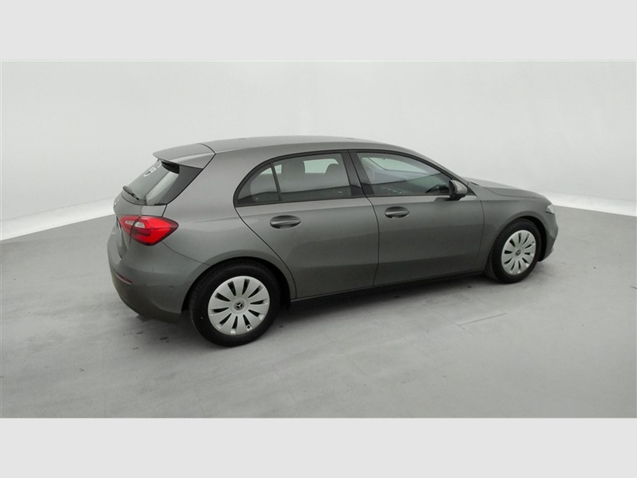 Mercedes A 160 A 160  Navi / PDC+Caméra (2022) - Photo 25