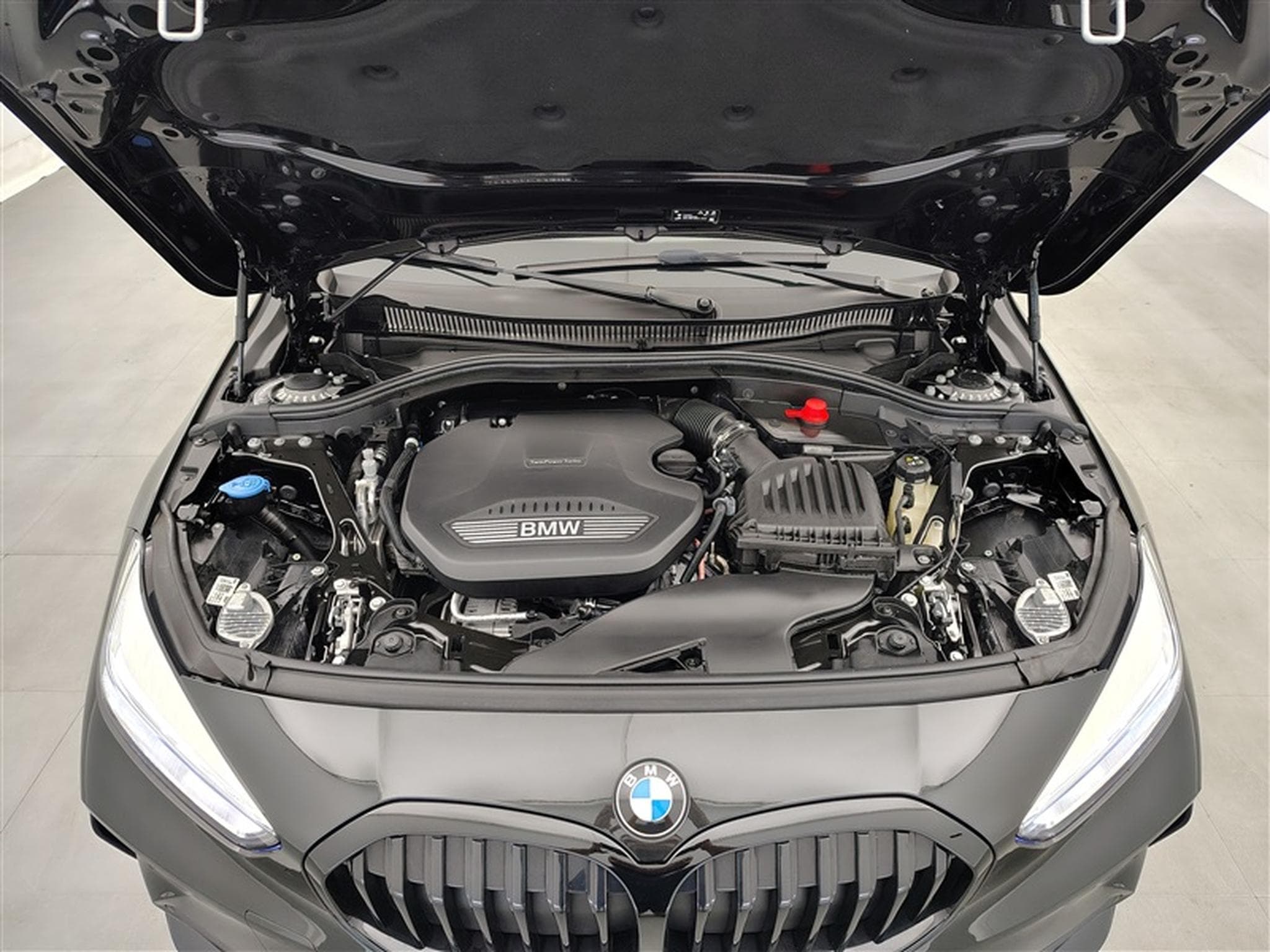 BMW 116 dA Pack M Navi Cockpit / Led / PDC av+ar (2024) - Foto 19