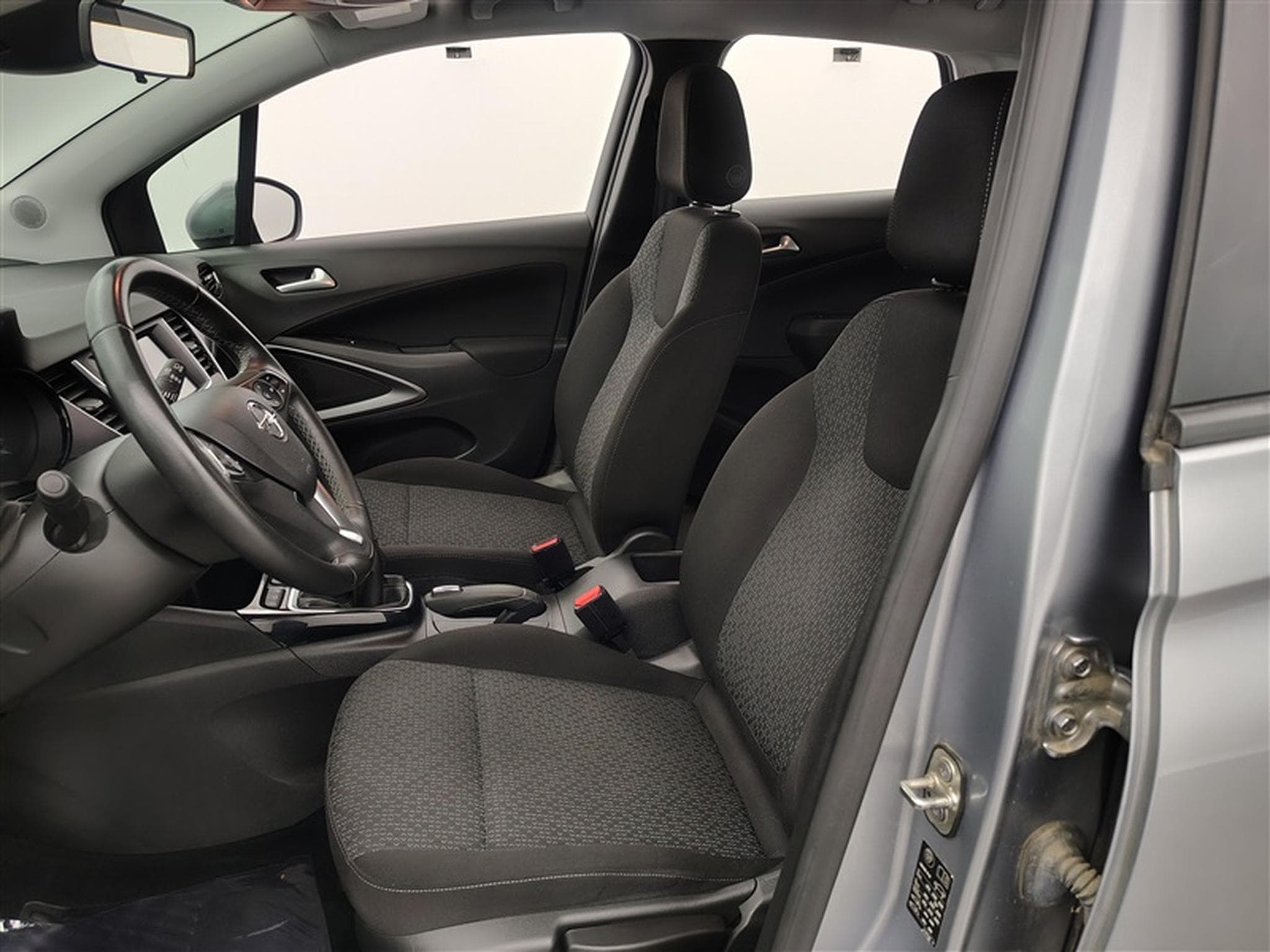 Opel Crossland 1.2 Turbo ECOTEC Edition CARPLAY / PDC AR / JA 16" (2020) - Photo 7