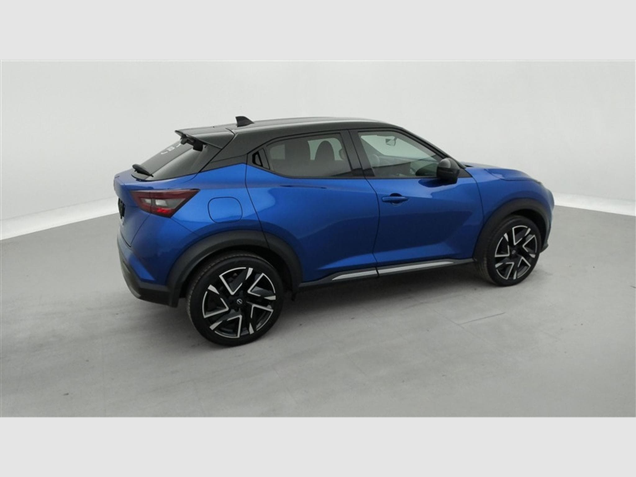 Nissan Juke 1.0 DIG-T 2WD Tekna (EU6AP) (2025) - Photo 25