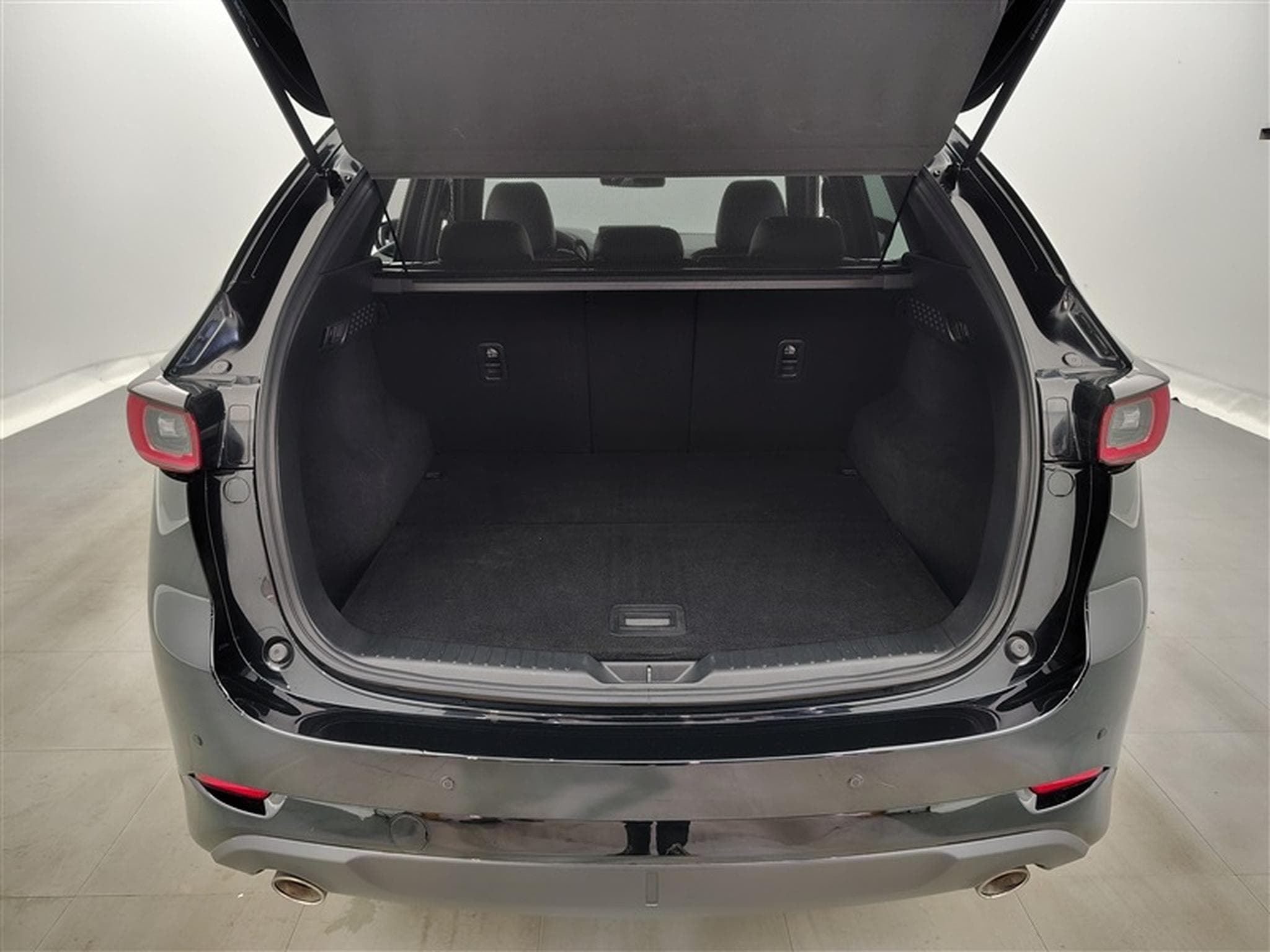 Mazda CX-5 2.0i e-SKYACTIV-G MHE 2WD Homura (2023) - Photo 14