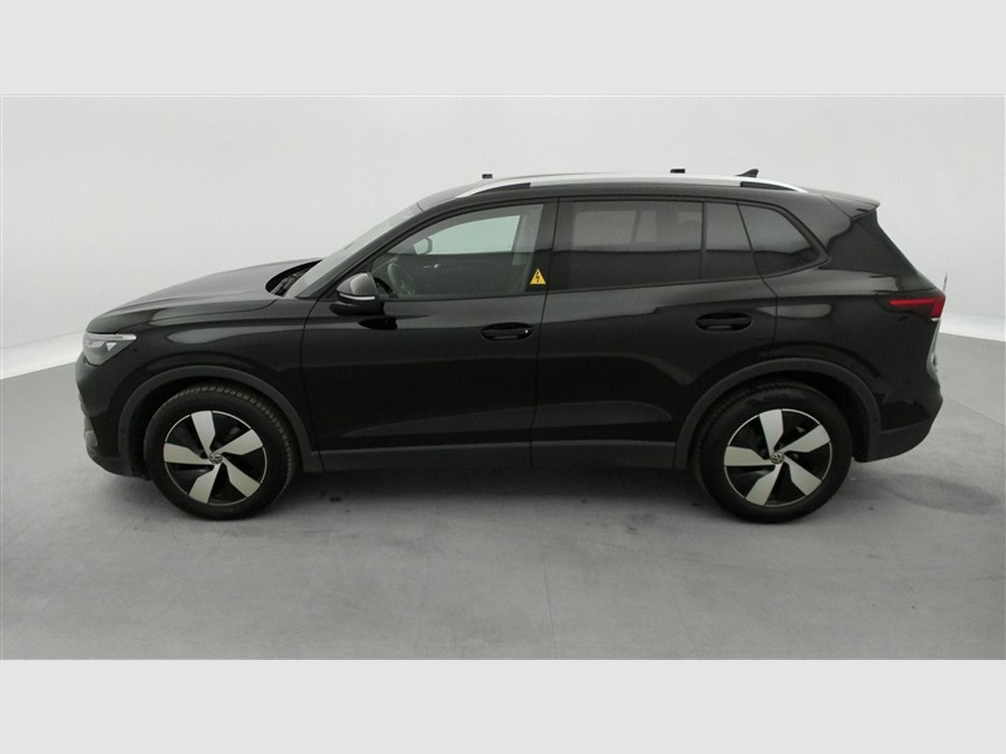 VW Tiguan 1.5 eTSI mHEV  DSG Navi Cockpit / Led / PDC+Caméra (2024) - Photo 3