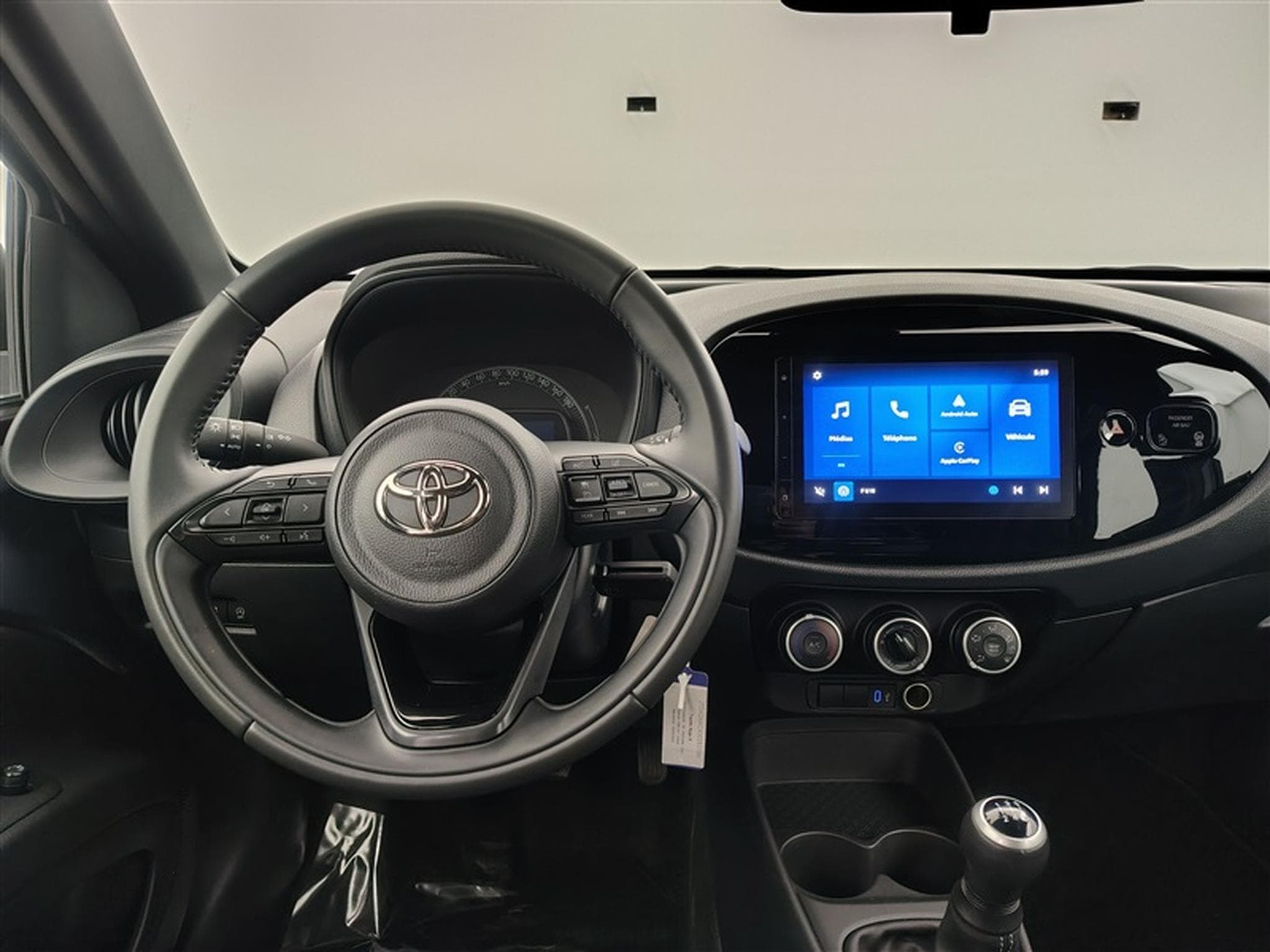 Toyota Aygo 1.0i VVT-i X pulse (2025) - Photo 9