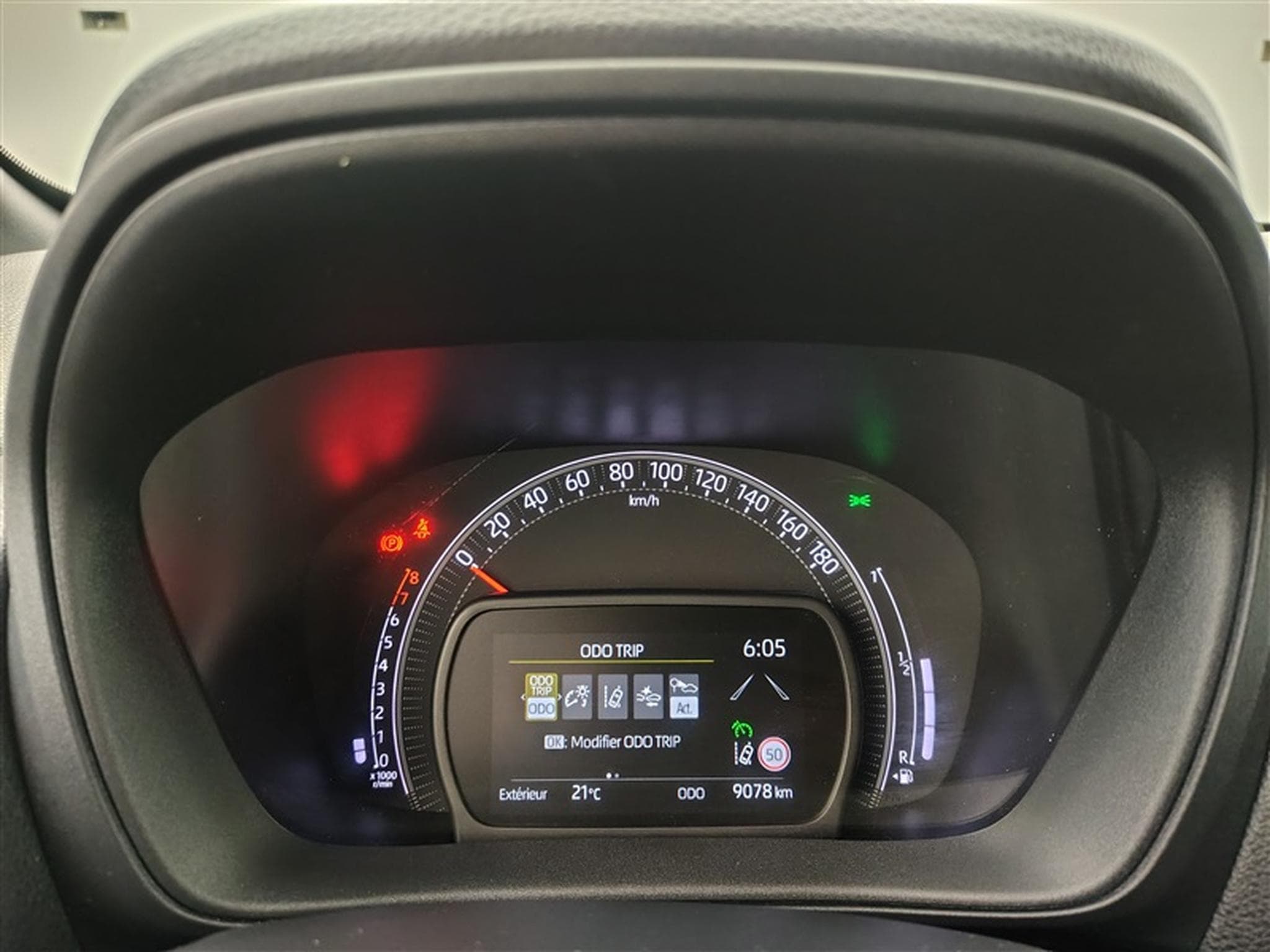 Toyota Aygo 1.0i VVT-i X pulse (2025) - Photo 10