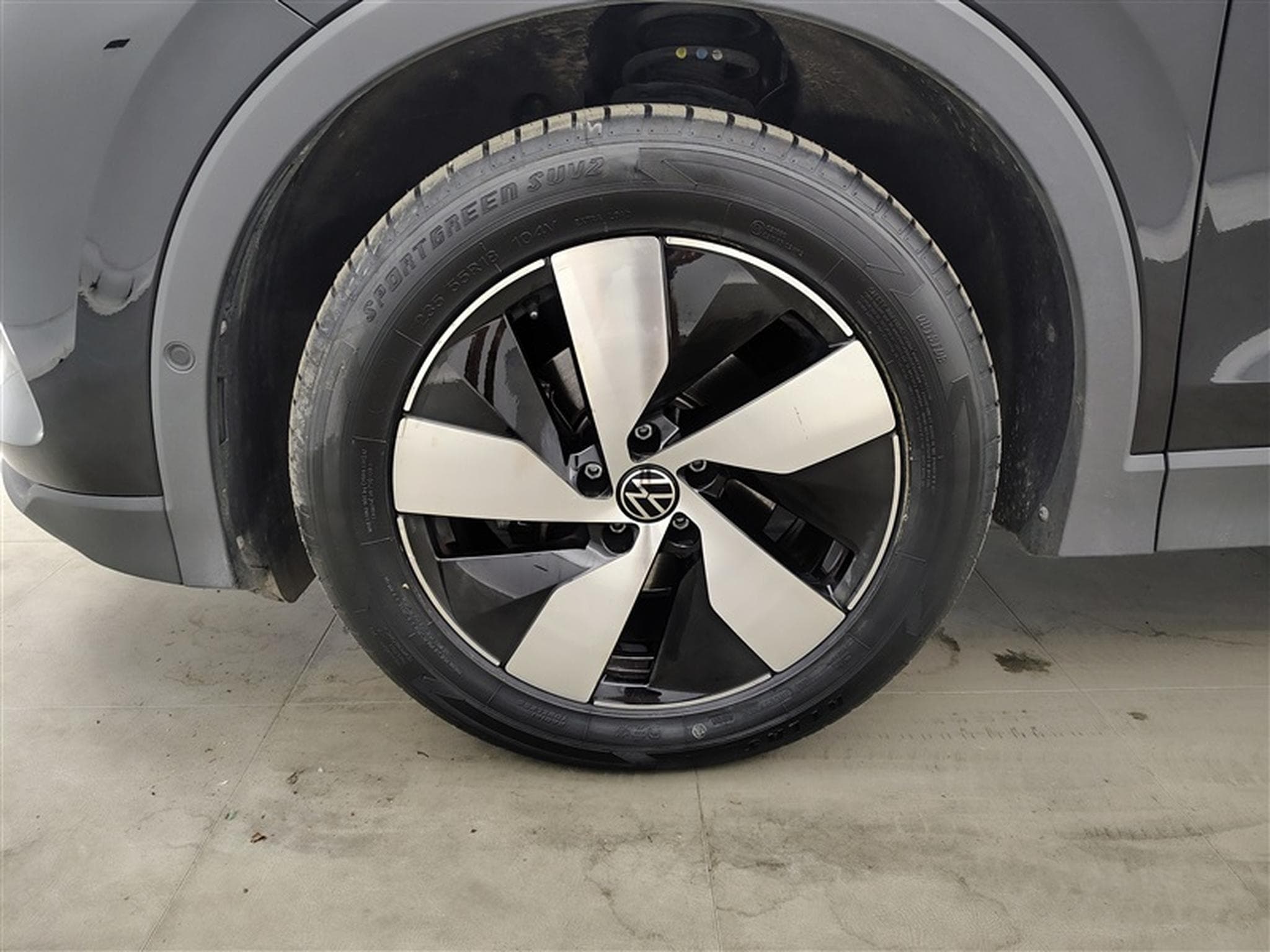 VW Tiguan 1.5 eTSI mHEV  DSG Navi Cockpit / Led / PDC+Caméra (2024) - Photo 6