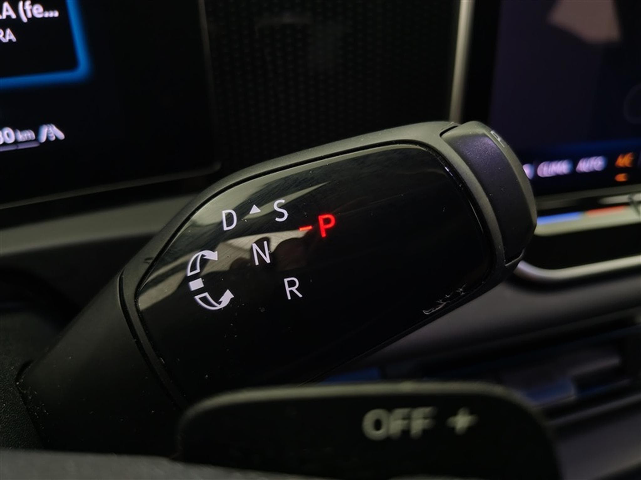 VW Tiguan 1.5 eTSI mHEV  DSG Navi Cockpit / Led / PDC+Caméra (2024) - Photo 12