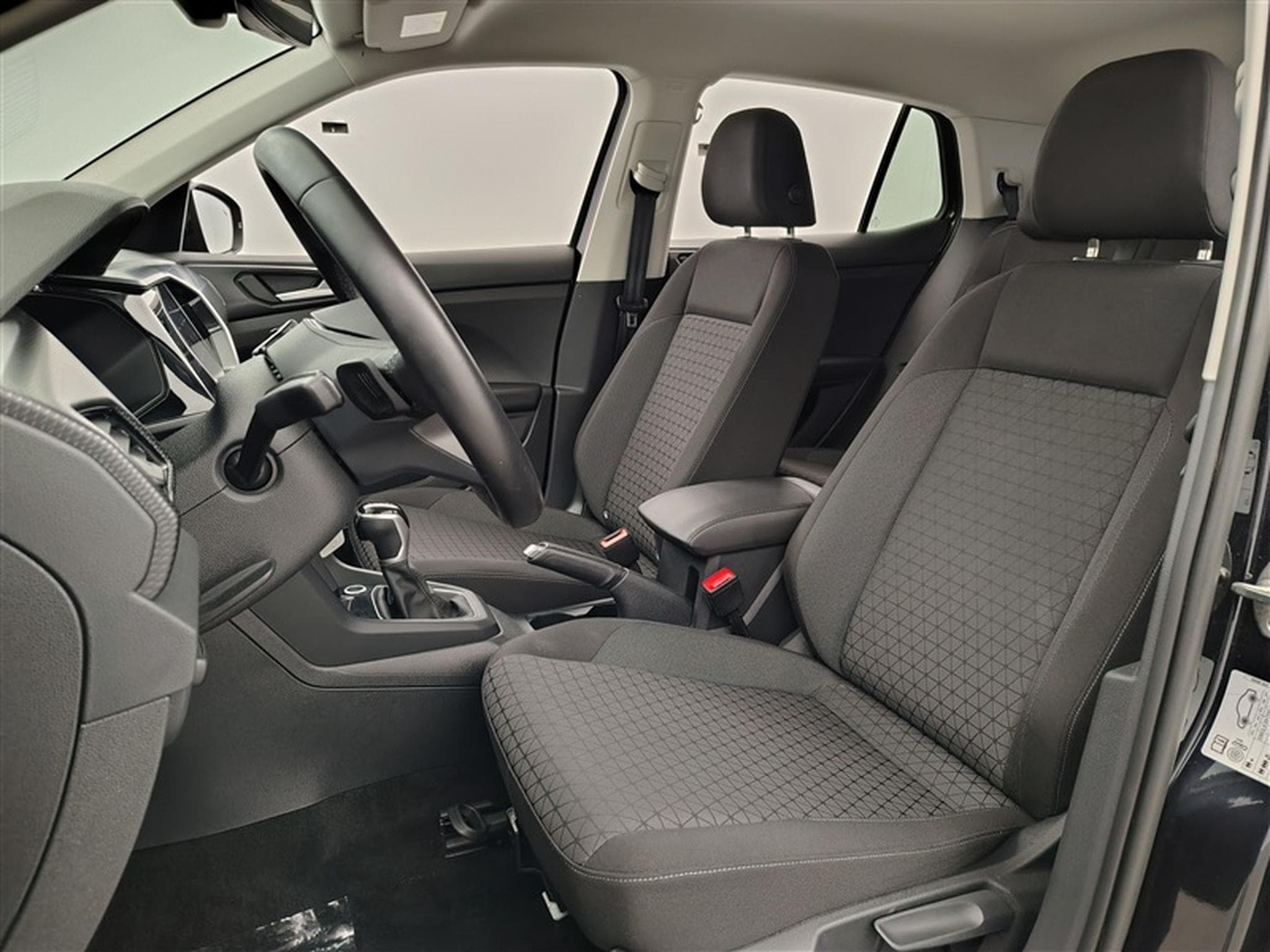 VW T-Cross 1.0 TSI Life DSG  Navi Cockpit / PDC av+ar (2023) - Photo 7