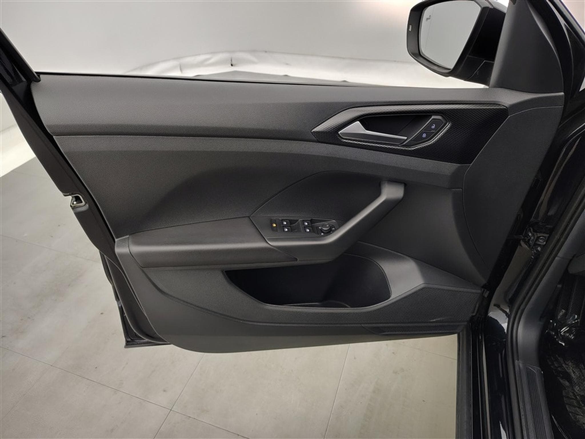 VW T-Cross 1.0 TSI Life DSG  Navi Cockpit / PDC av+ar (2023) - Photo 17