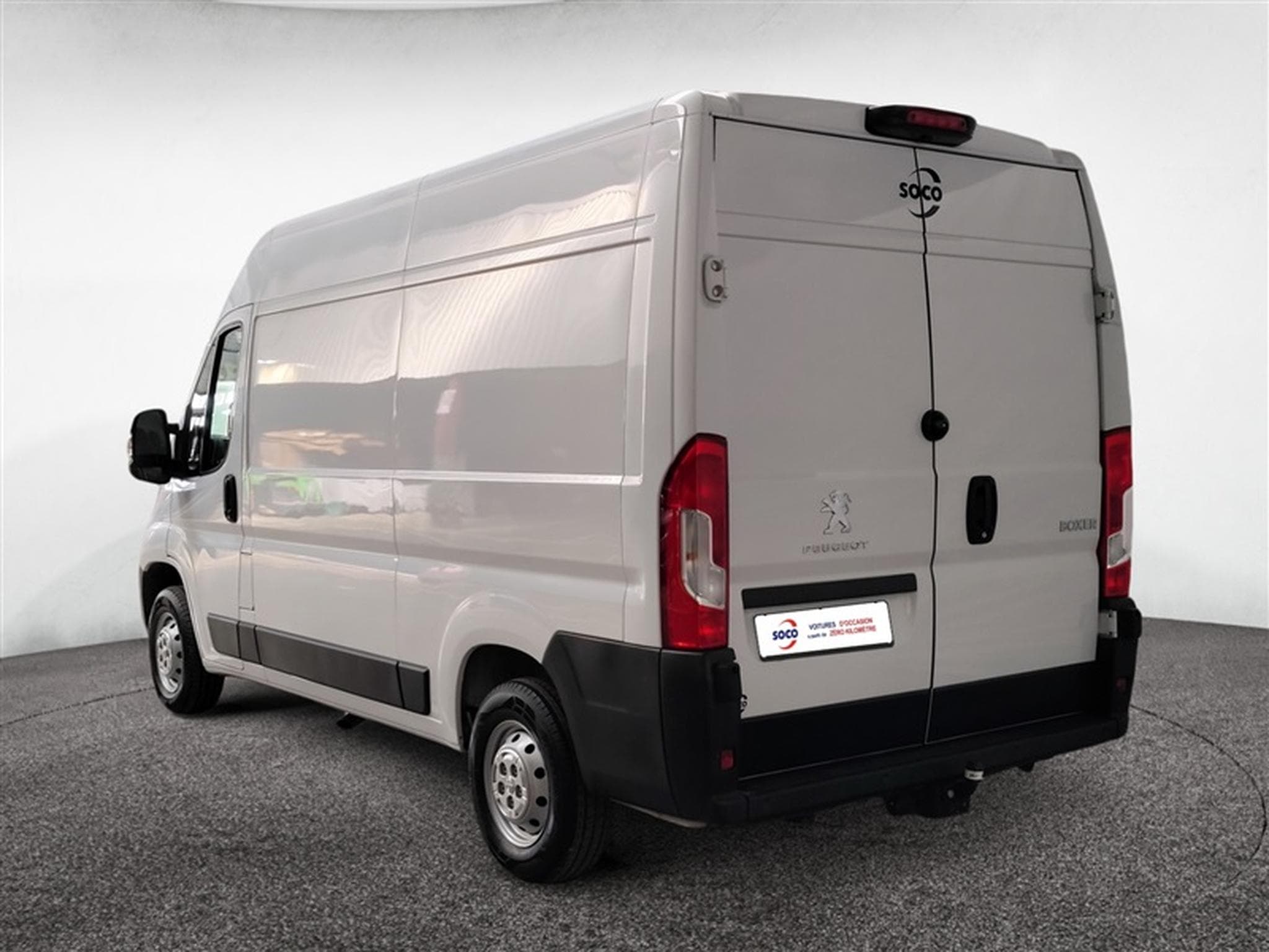 Peugeot Boxer 2.2 BlueHDi 140cv L2H2 NAVI / CAMERA / CRUISE (2021) - Foto 2