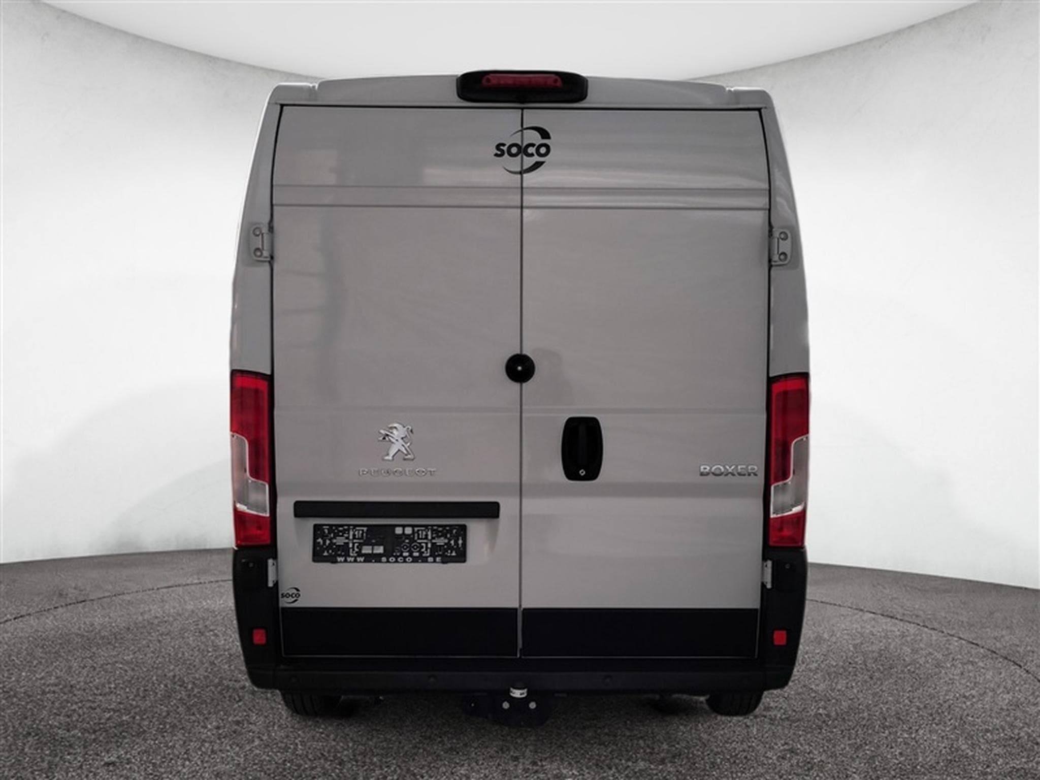 Peugeot Boxer 2.2 BlueHDi 140cv L2H2 NAVI / CAMERA / CRUISE (2021) - Foto 5