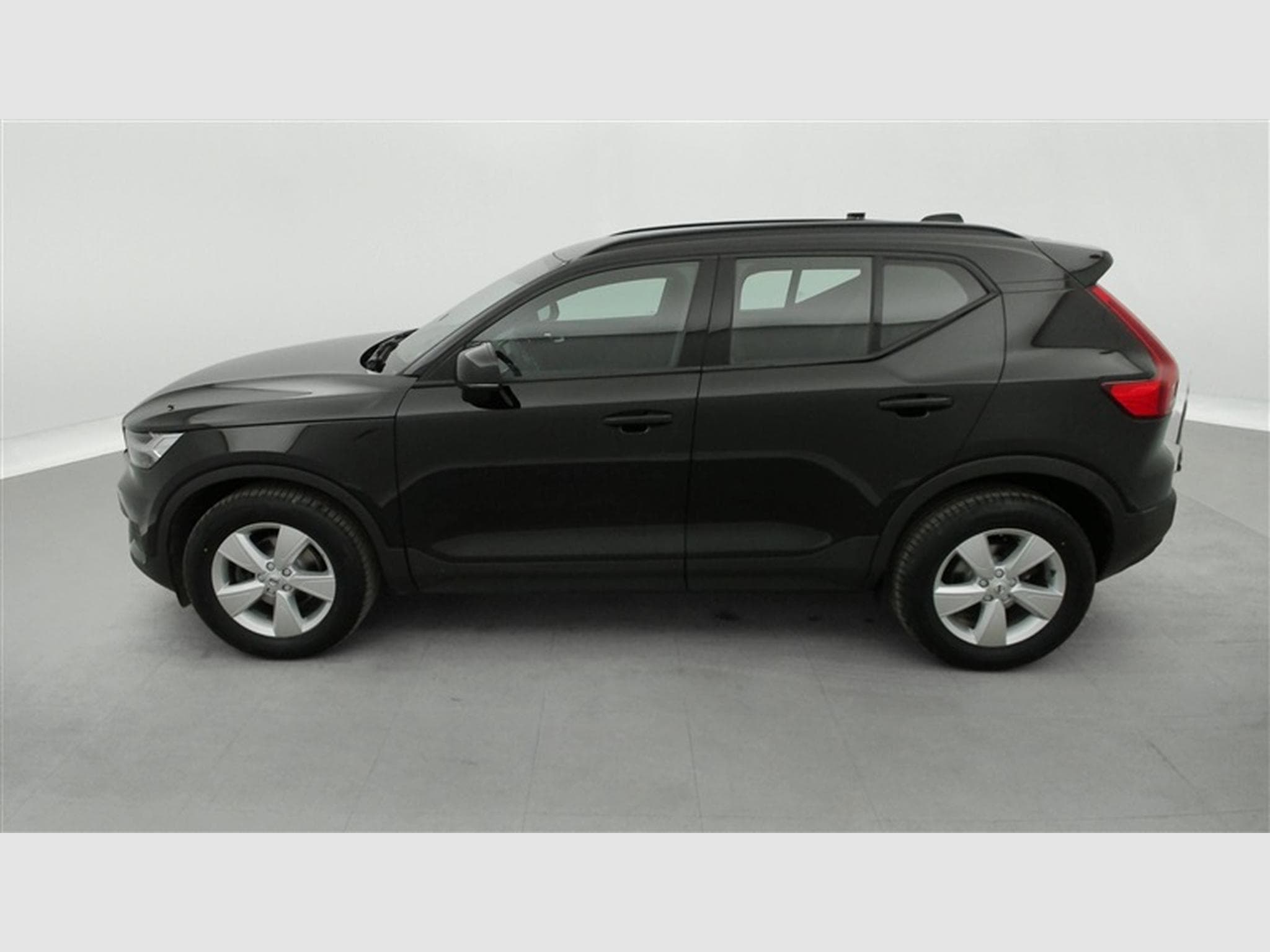 Volvo XC40 1.5 T2 Momentum Core Geartronic NAVI/FULL LED/JA17/PDC (2022) - Foto 3