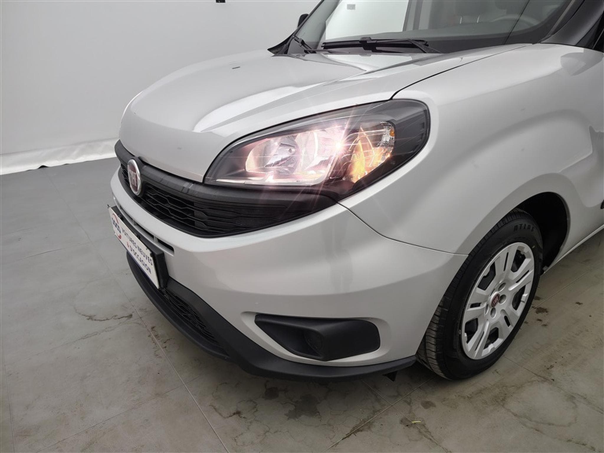 Fiat Doblo 1.6 MJET Cargo CLIM / CARPLAY (2023) - Photo 15