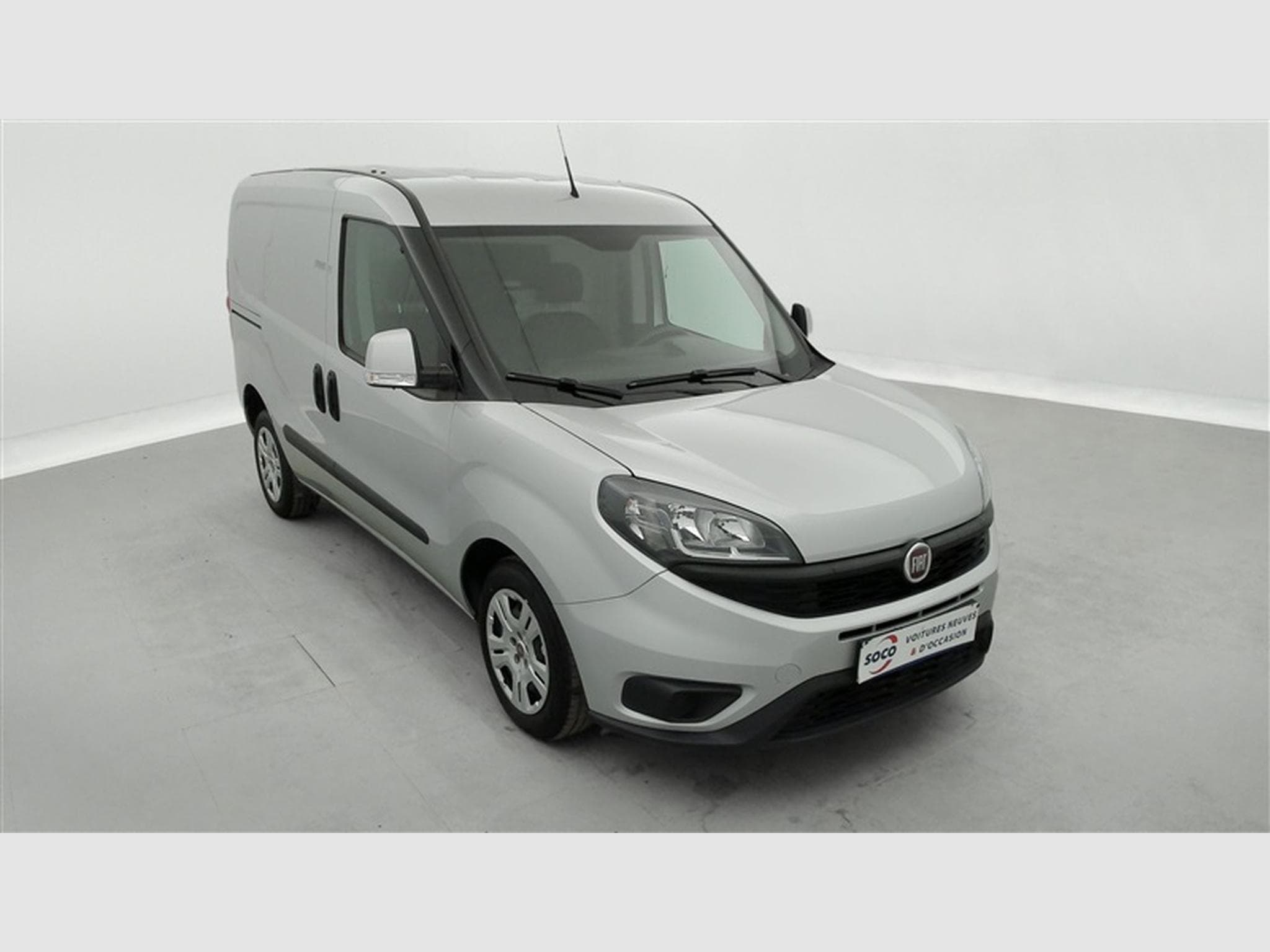 Fiat Doblo 1.6 MJET Cargo CLIM / CARPLAY (2023) - Photo 21