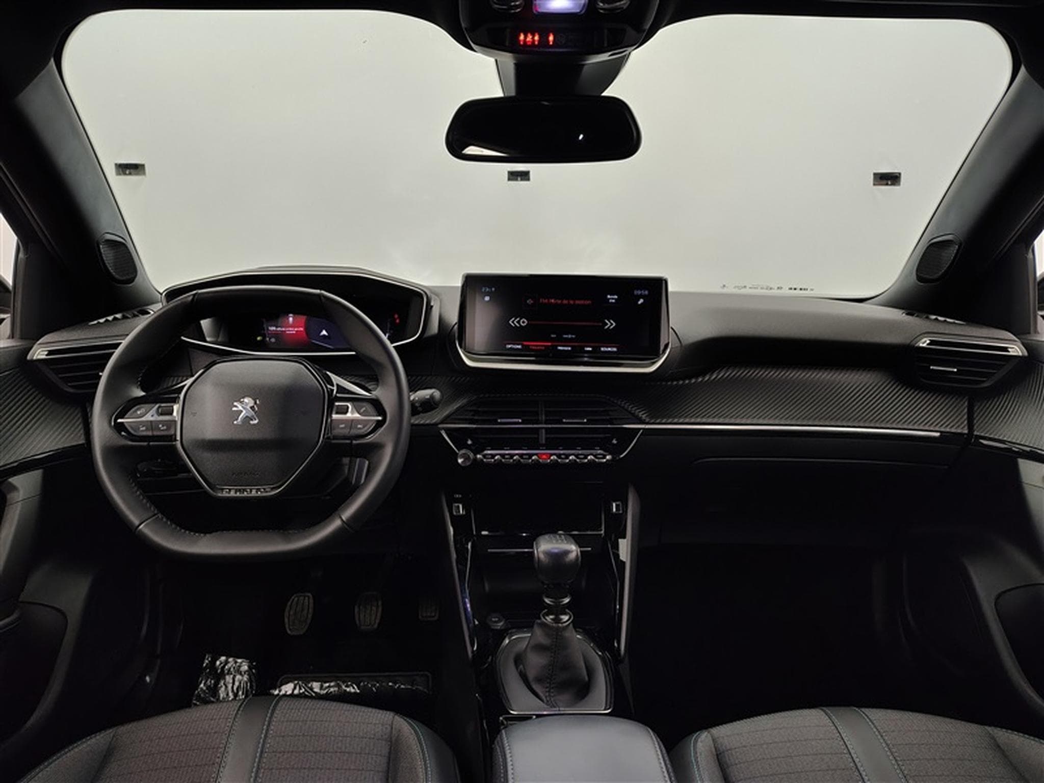 Peugeot 2008 1.2 PureTech Allure S-CUIR/NAVI/LED/JA17/PDC (2023) - Photo 8