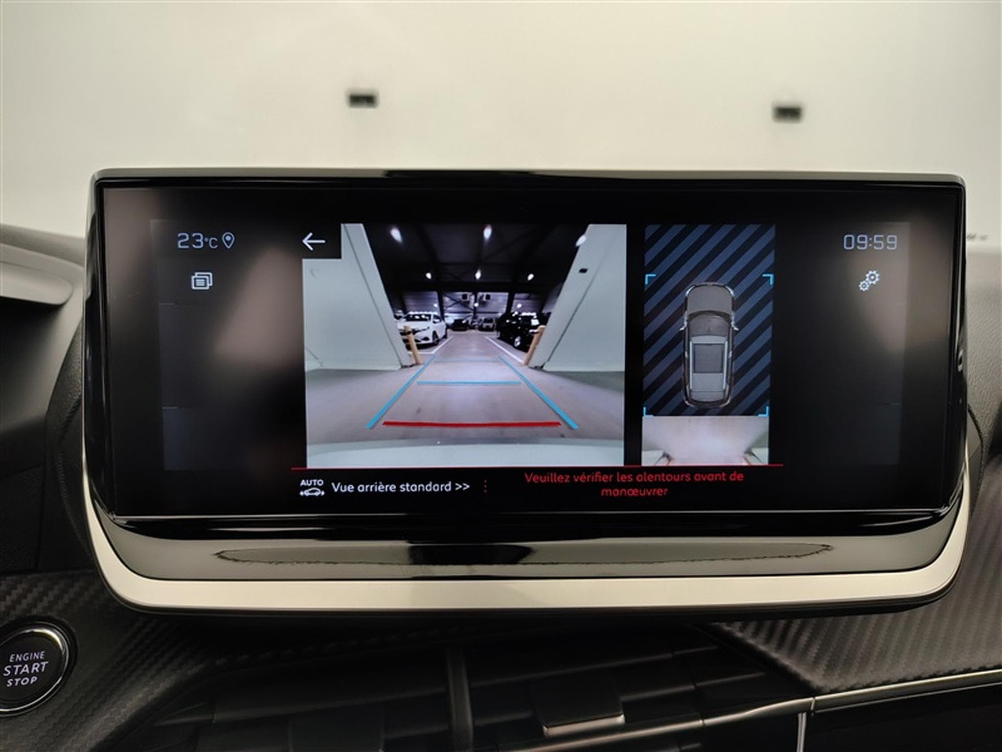 Peugeot 2008 1.2 PureTech Allure S-CUIR/NAVI/LED/JA17/PDC (2023) - Photo 18