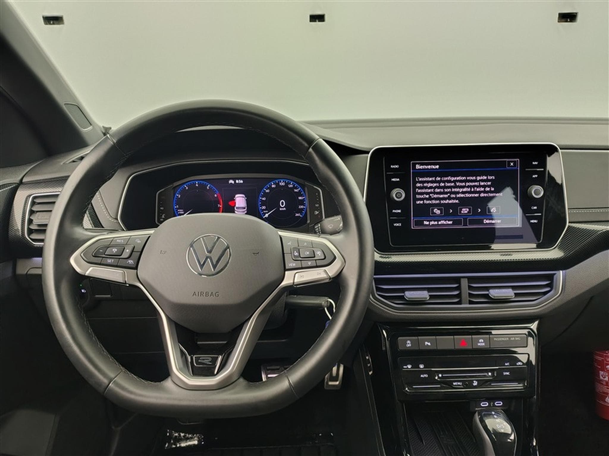 VW T-Cross 1.0 TSI 115Cv DSG7 R-Line CARPLAY / CAMERA / FULL LED (2025) - Foto 9