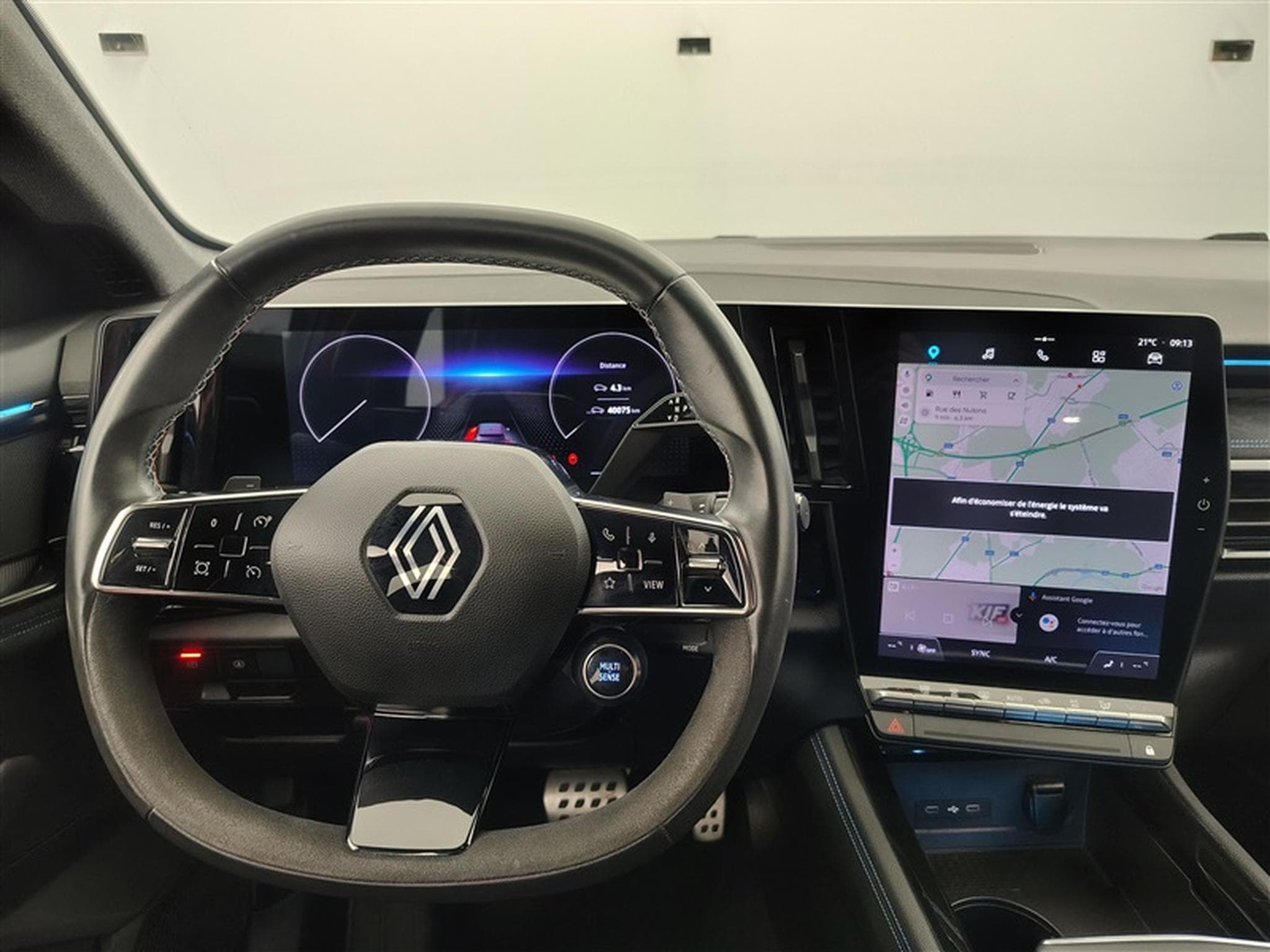 Renault Austral 1.3 TCe MHEV Techno Esprit Alpine160 EDC (2023) - Foto 9