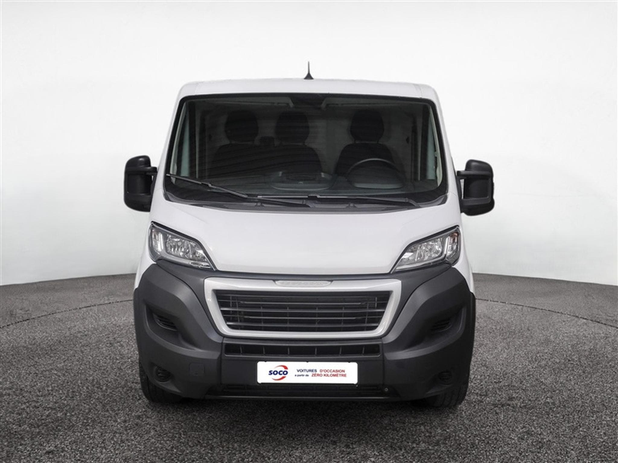 Peugeot Boxer 2.2 BlueHDi 140cv L1H1 NAVI / RADAR / CRUISE (2021) - Foto 4