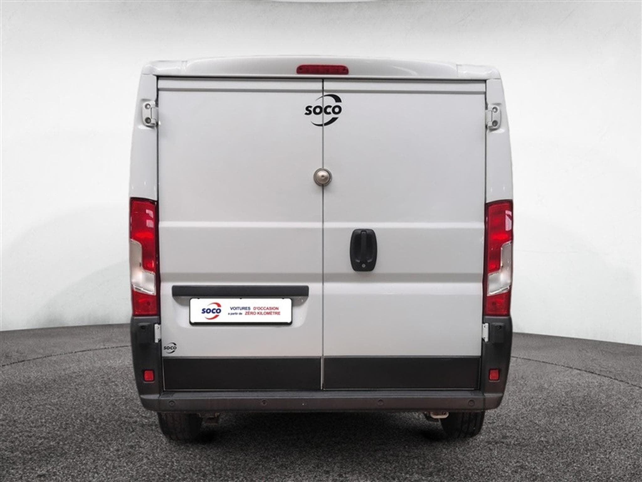 Peugeot Boxer 2.2 BlueHDi 140cv L1H1 NAVI / RADAR / CRUISE (2021) - Foto 5
